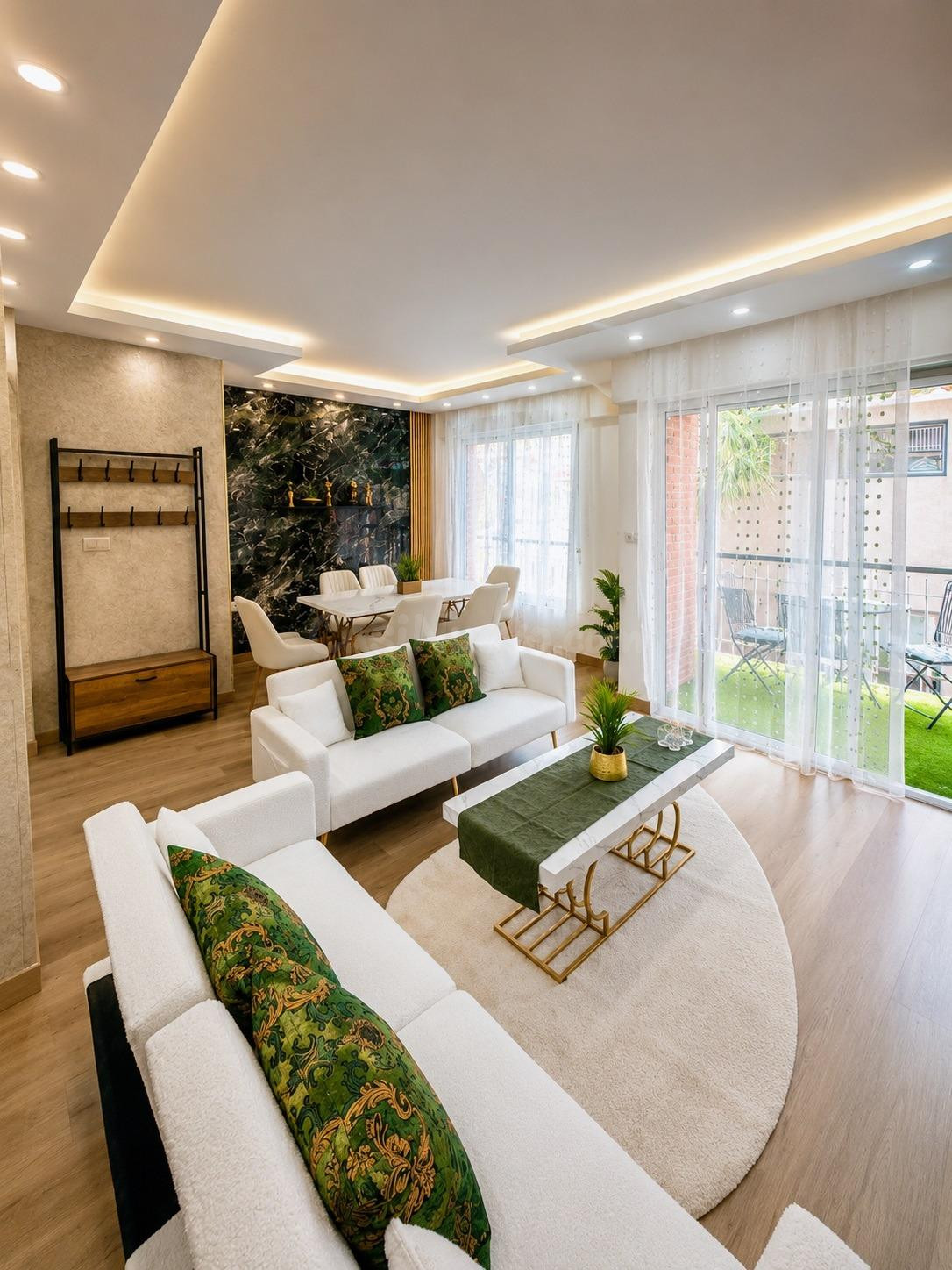 Apartamento reformado de 4 dormitorios en pleno centro de Torrevieja