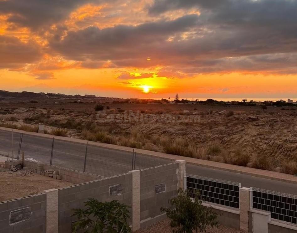 Parcela urbana de 1233 m2 en la Urbanización Río Park, Mutxamel (Alicante)