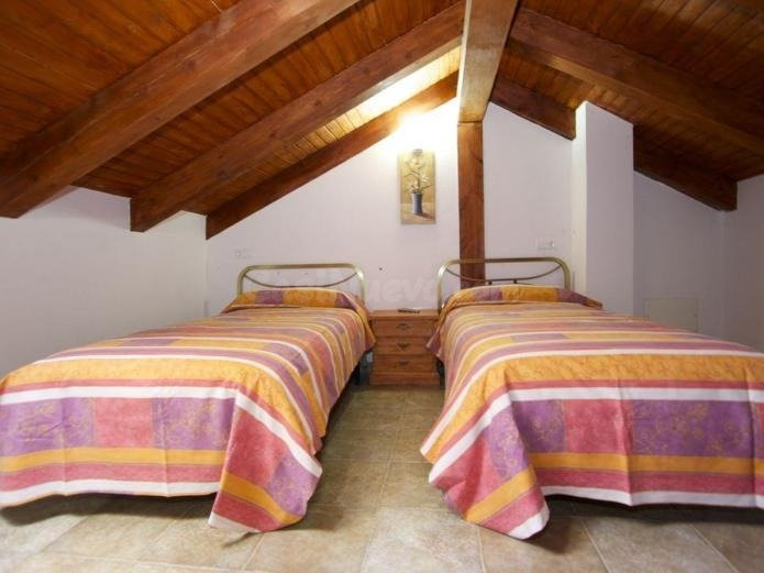 Alquilo o vendo Casa Rural en ADRADAS - foto 3