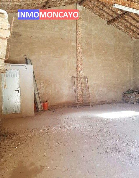 TERRENO CON ALMACEN EN RIBAFORADA - foto 3