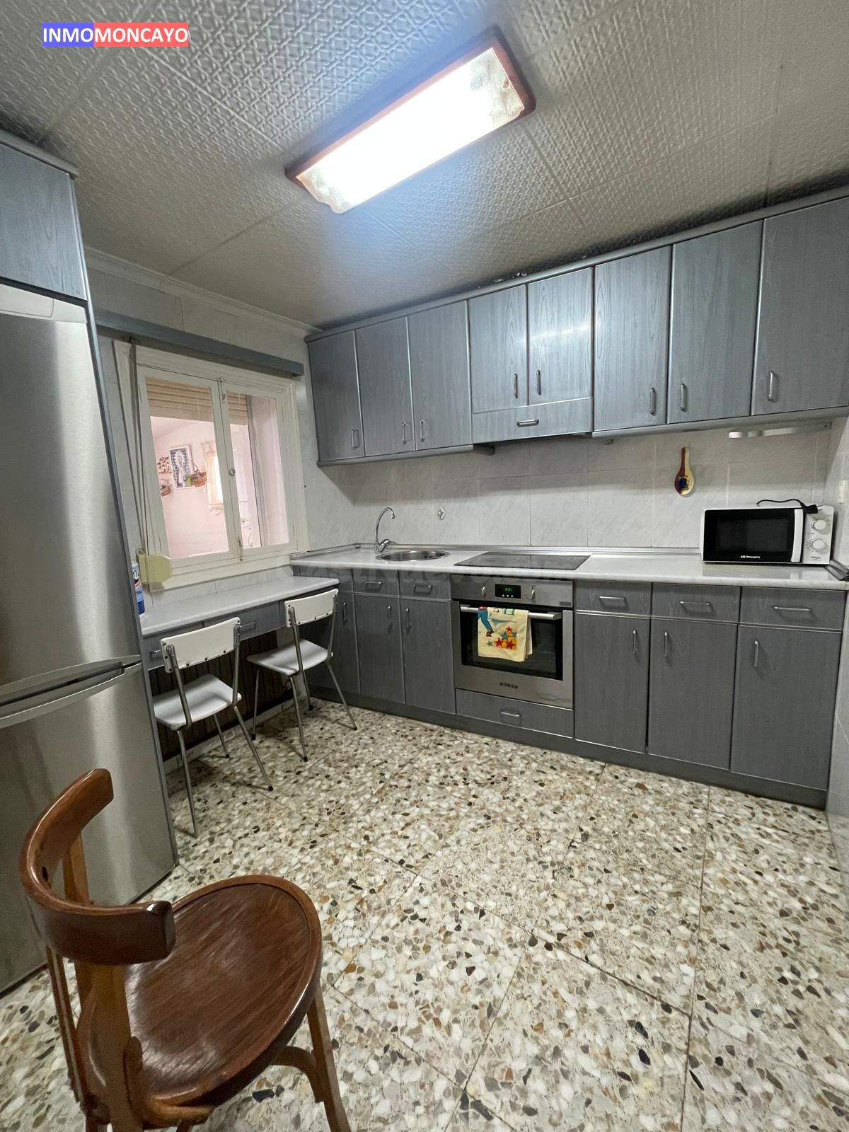 SE VENDE ESTUPENDO PISO EN NOVALLAS (ZARAGOZA) - foto 2