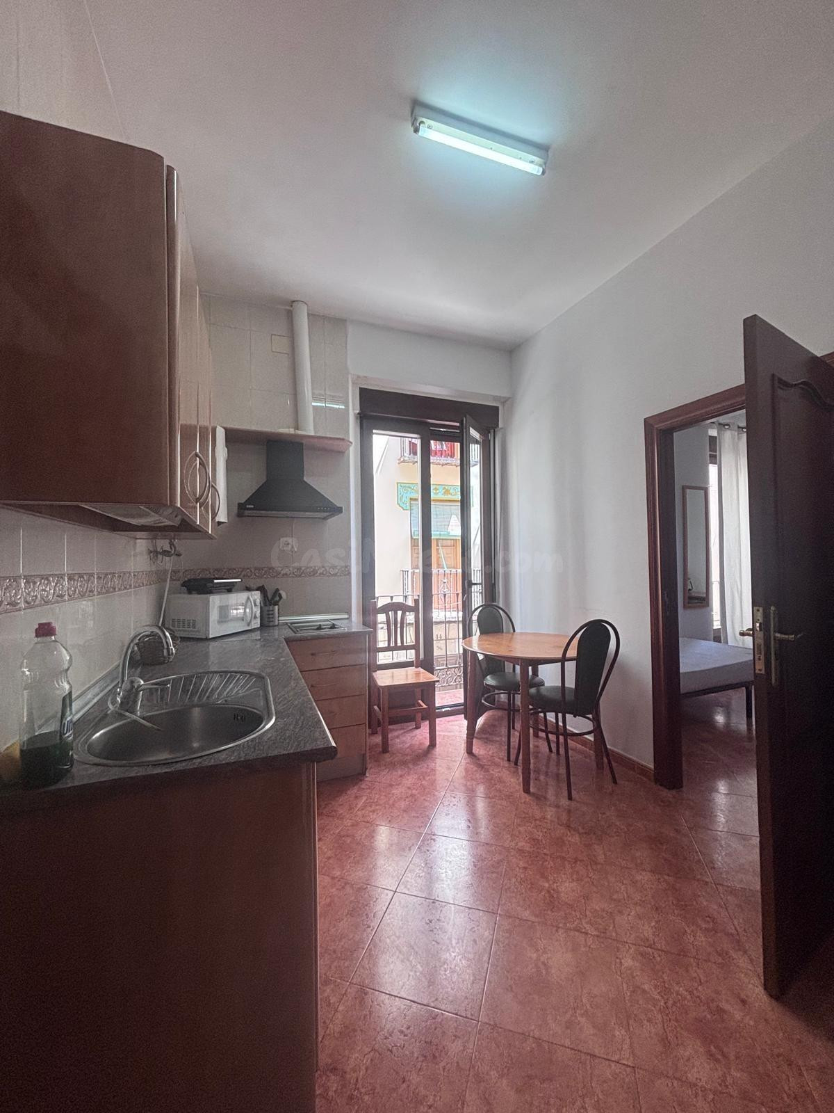¡Piso  para Estudiantes en el Corazón de Granada! €650/mes