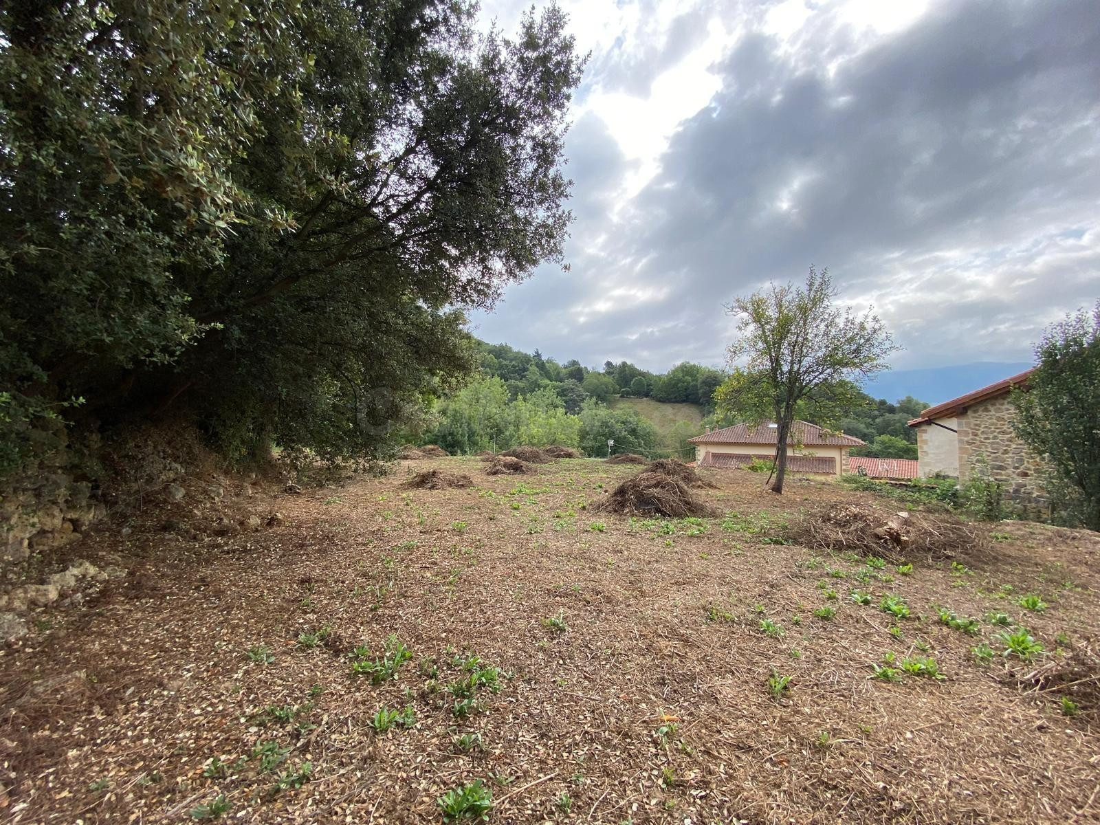 EN VENTA TERRENO URBANO CON PROYECTO - foto 4