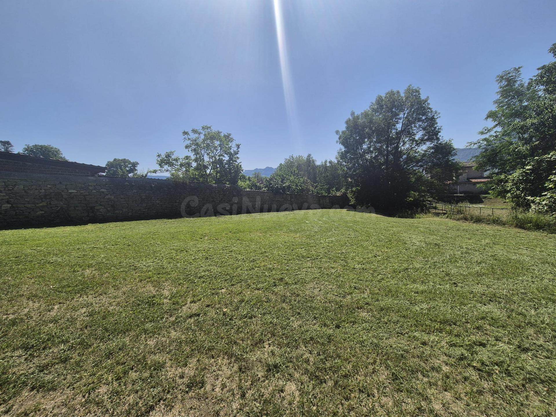 EN VENTA PARCELA URBANA EN VALLE DE MENA - foto 5