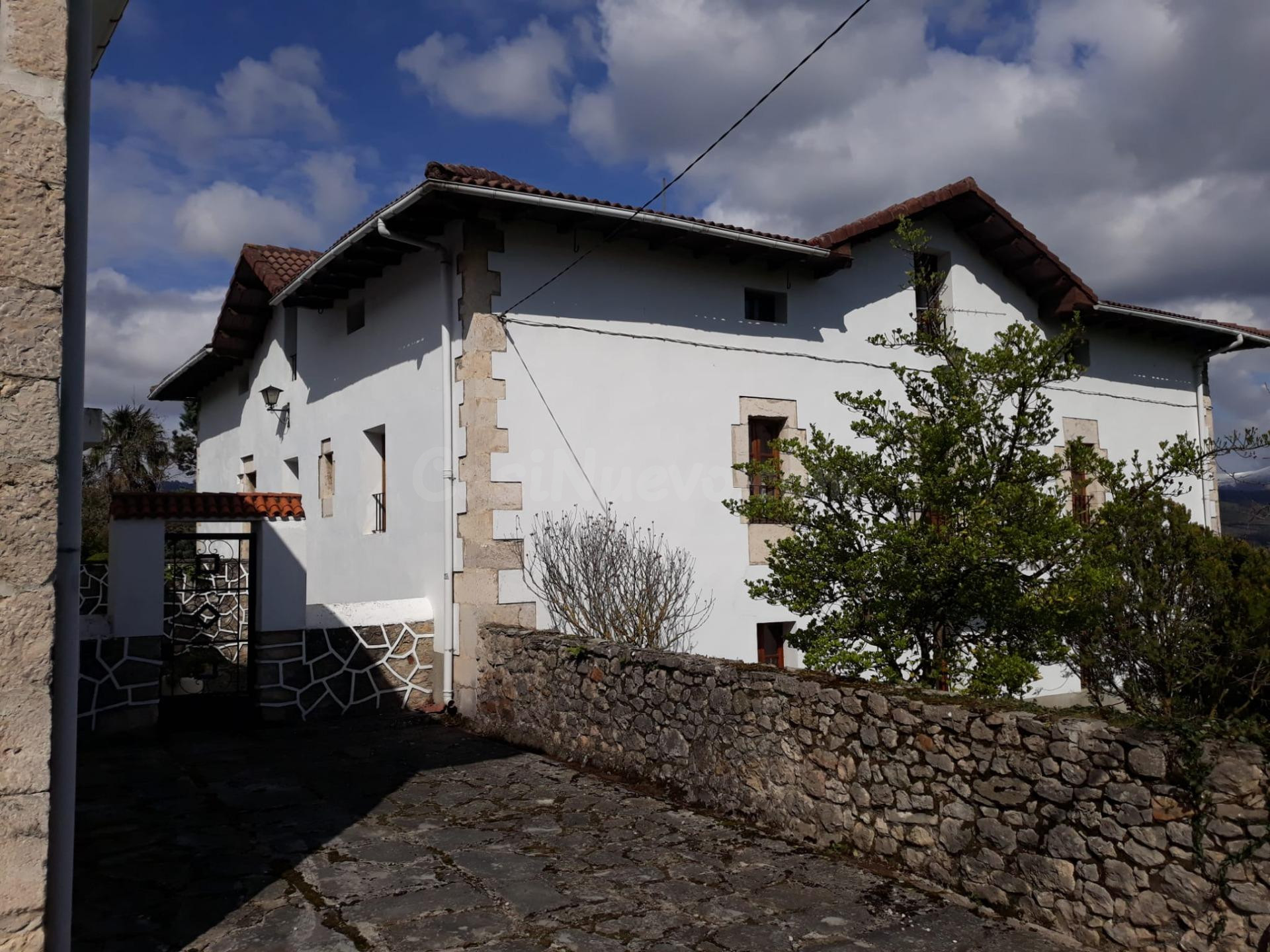 EN VENTA PRECIOSA PROPIEDAD EN EL VALLE DE MENA