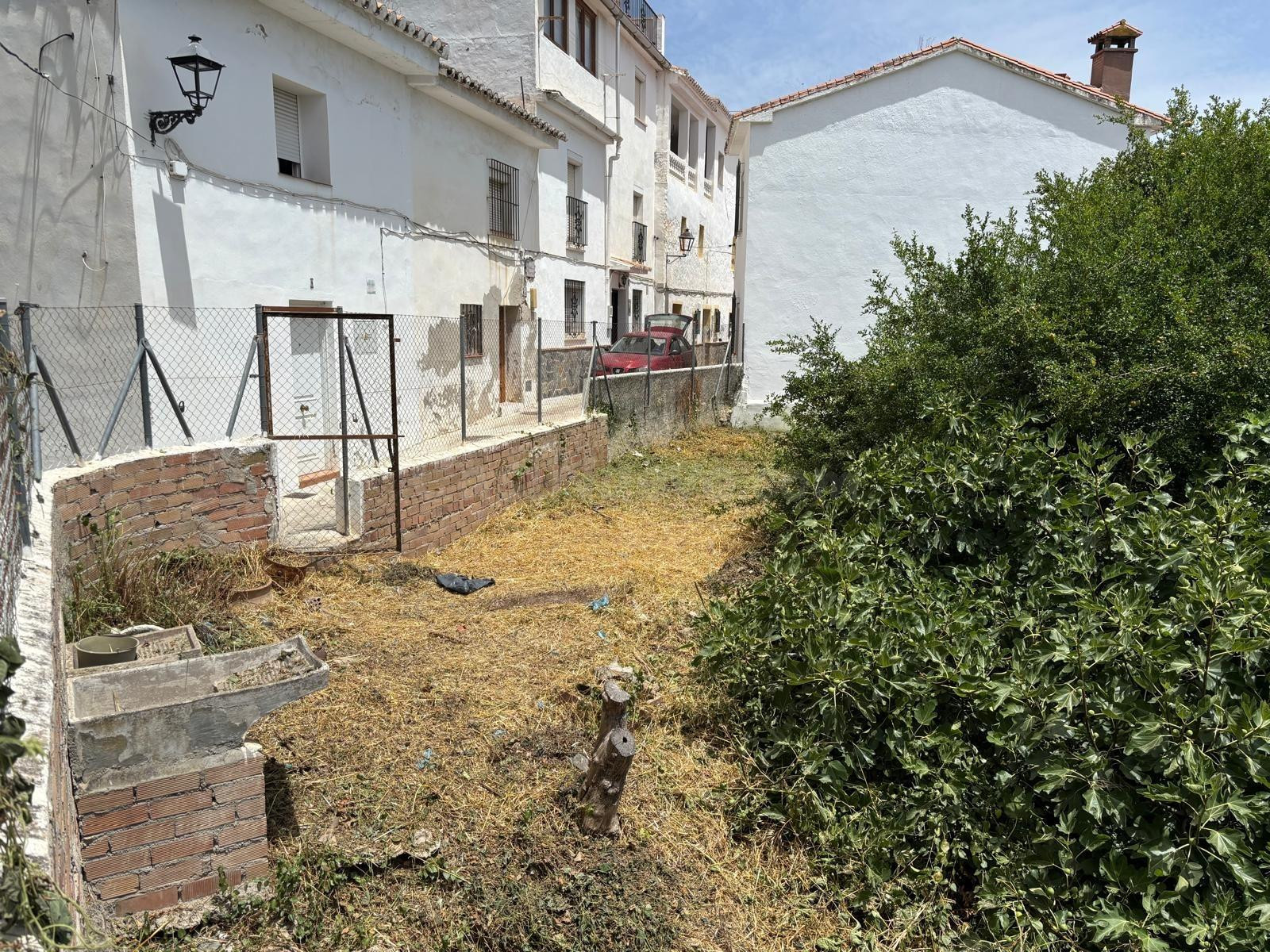 LOTE URBANO URBANIZABLE EN CASARABONELA - foto 3