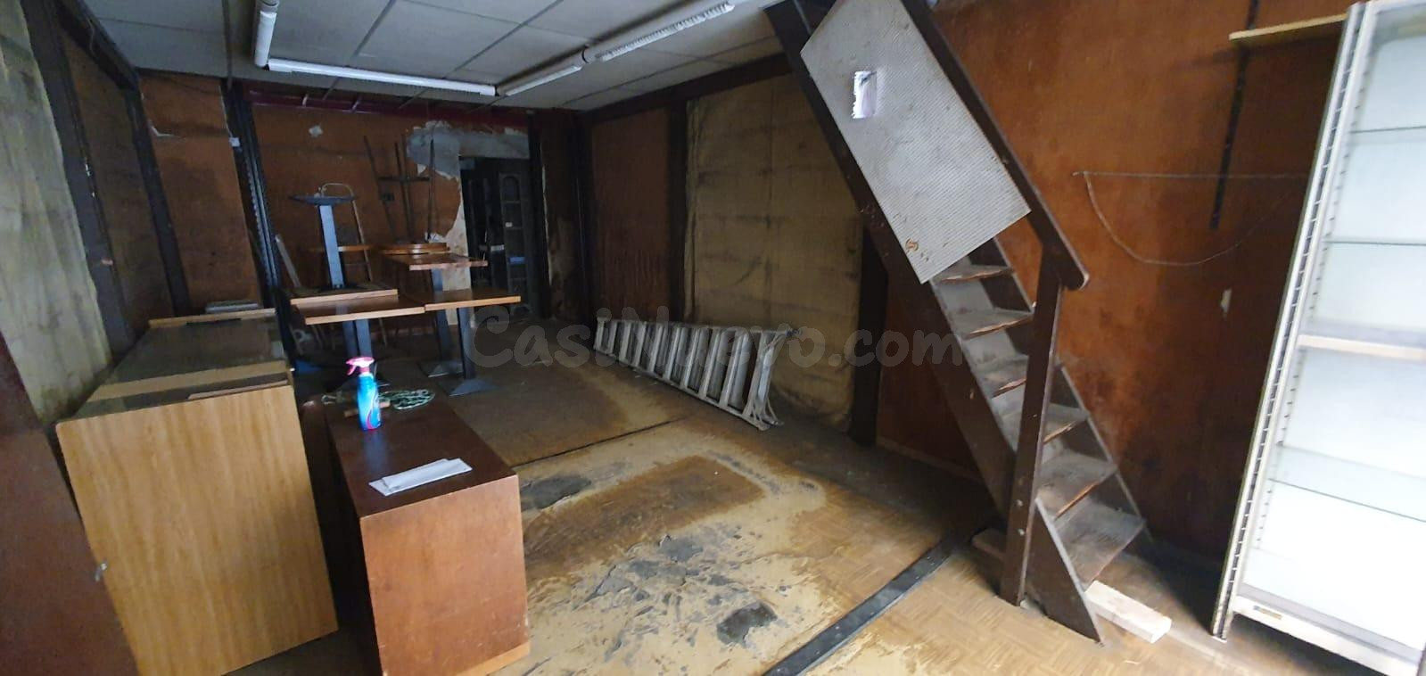 Local comercial - Carrer Ample