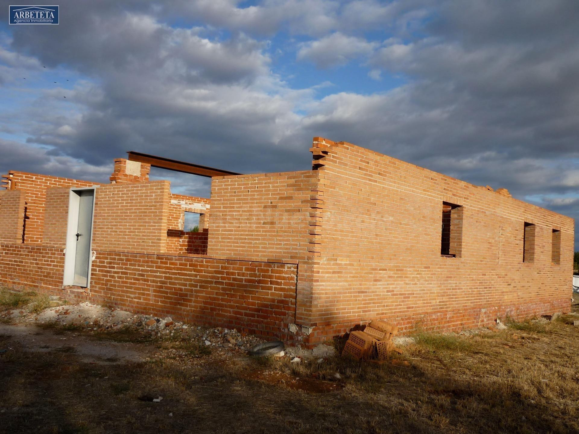 Agencia Inmobiliaria Arbeteta VENDE terreno en Trijueque. - foto 2