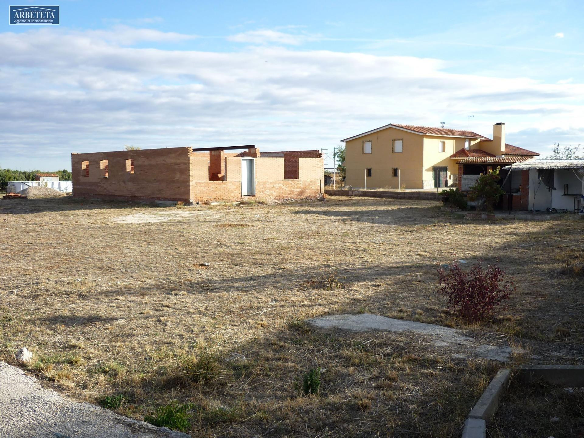Agencia Inmobiliaria Arbeteta VENDE terreno en Trijueque. - foto 4