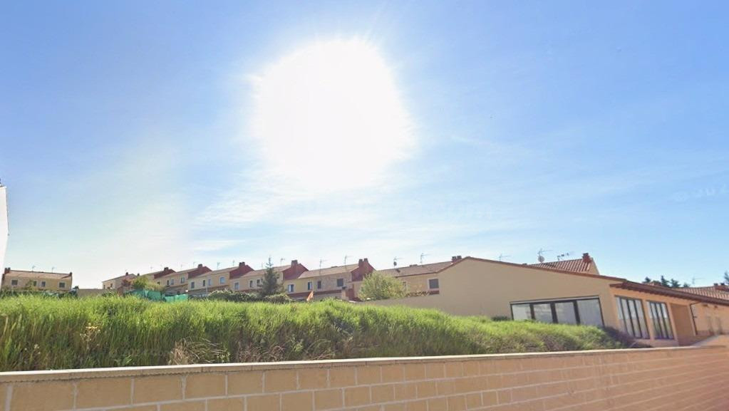 INMOBILIARIA ARBETETA VENDE PARCELA URBANA, URBANIZABLE DE 1 - foto 2
