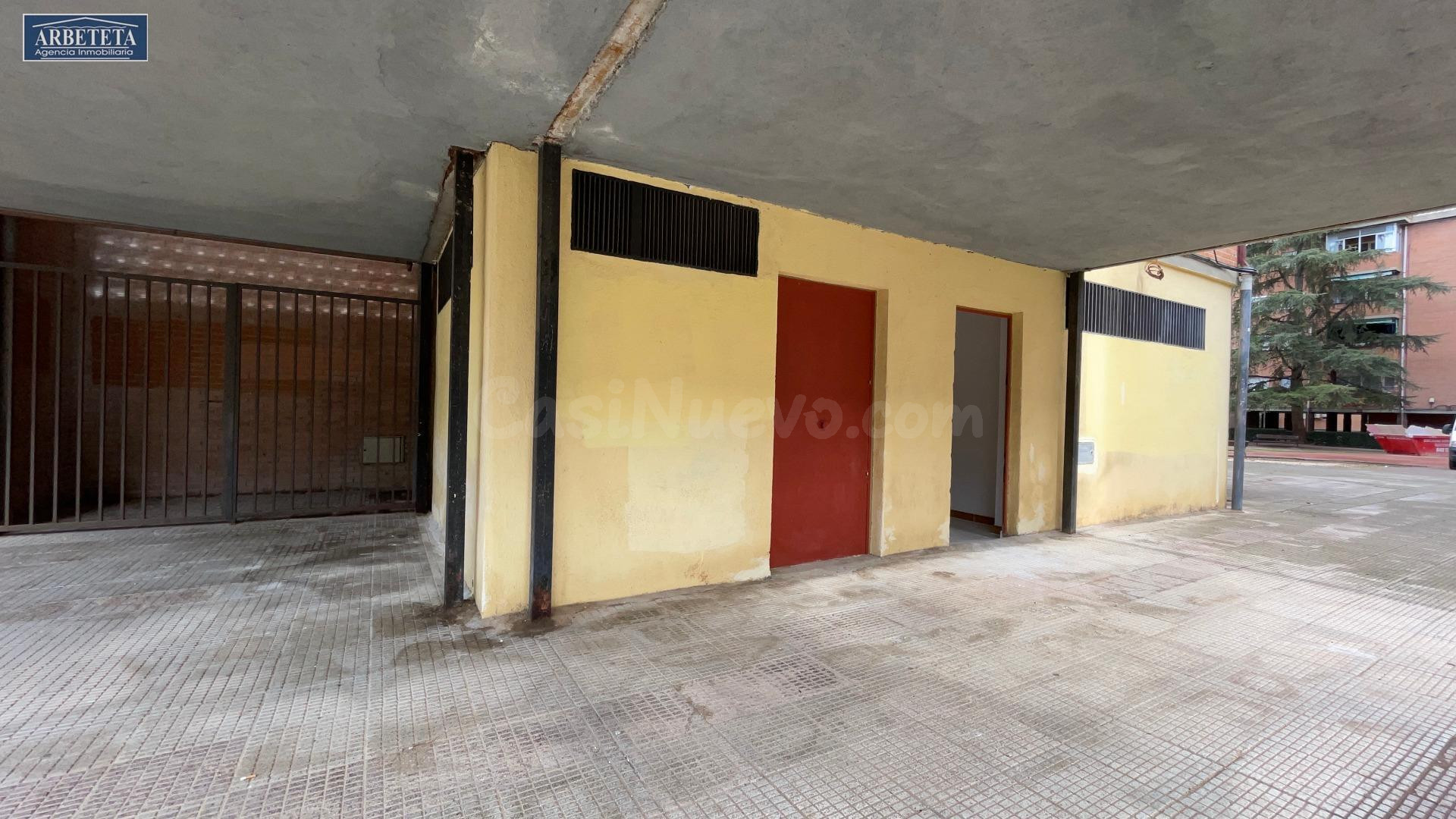 Se alquila local en la zona de Avd. del Ejercito, Guadalajar - foto 2