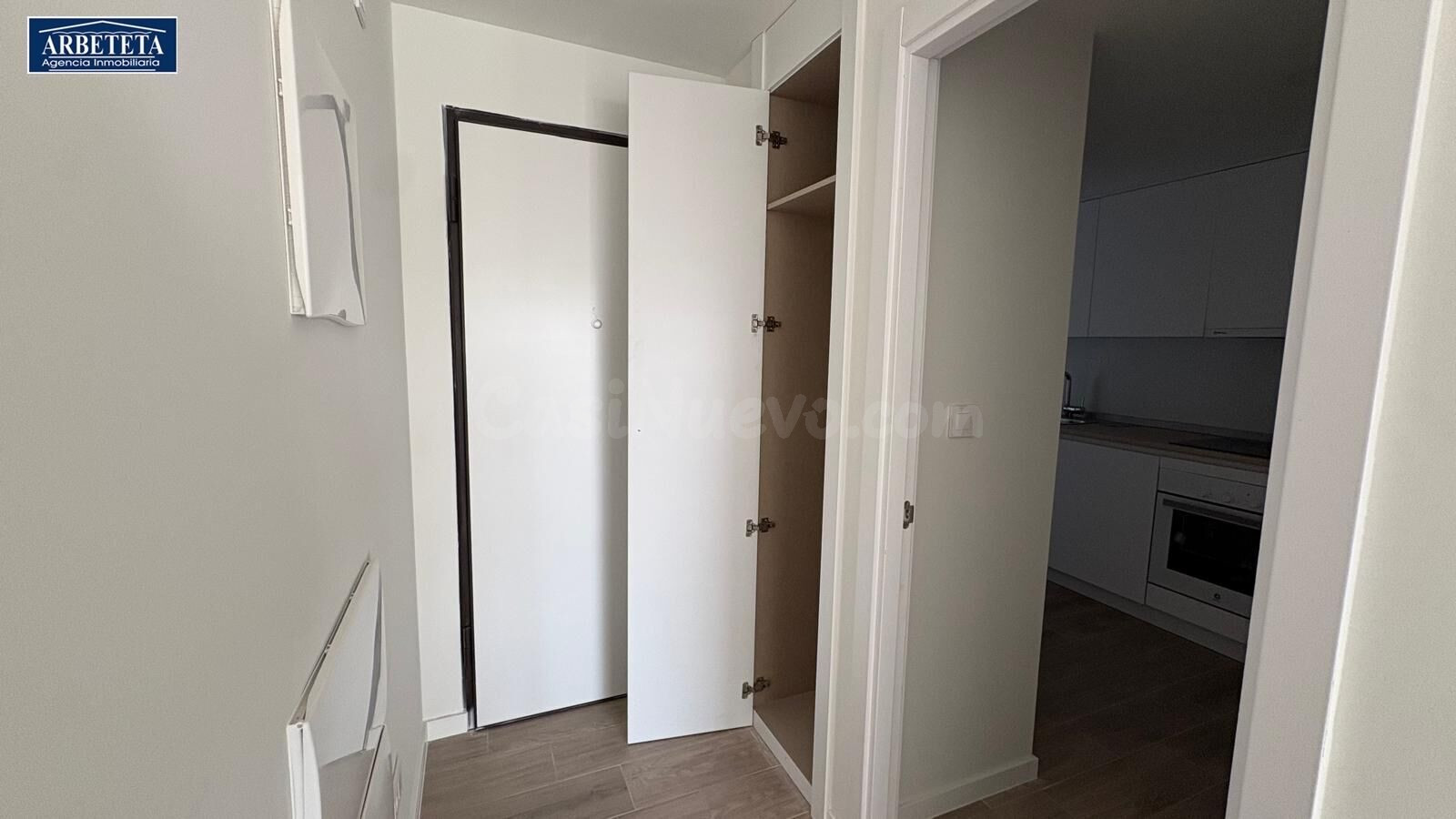 INMOBILIARIA ARBETETA ALQUILA PISO DE DOS DORMITORIOS EN ZON - foto 3
