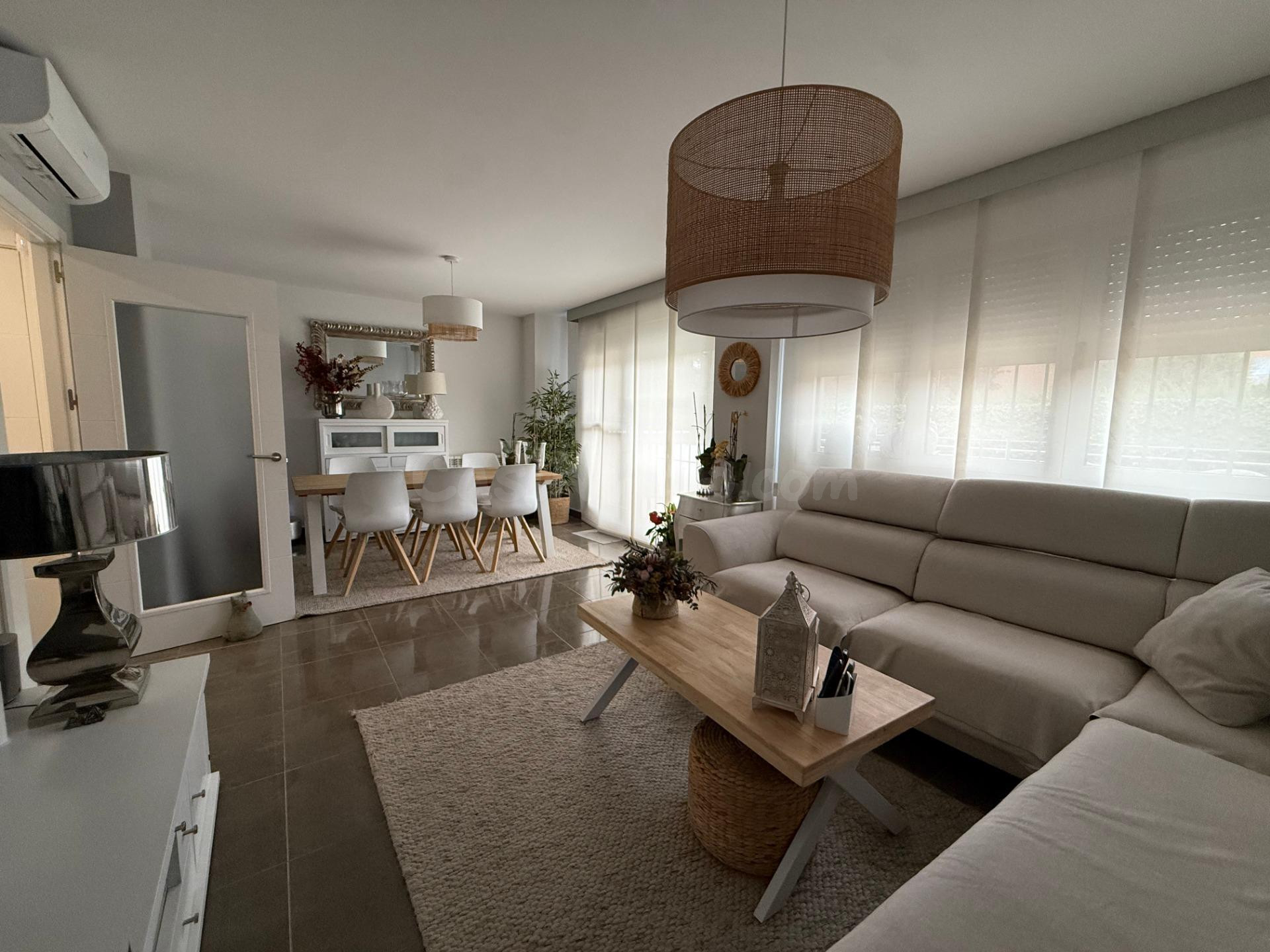 Magnífica casa familiar con piscina comunitaria en Los Valle