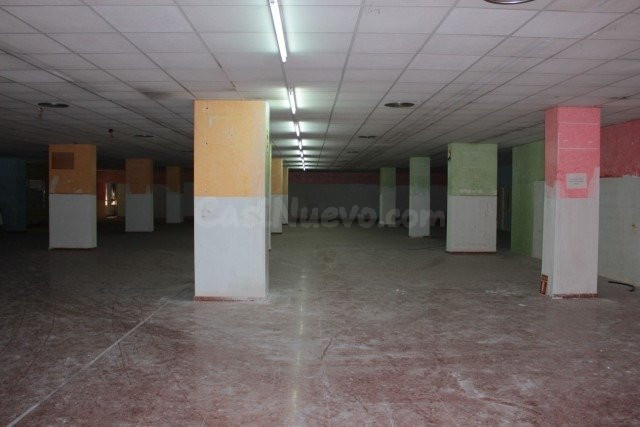 Local comercial en alquiler - CENTRO