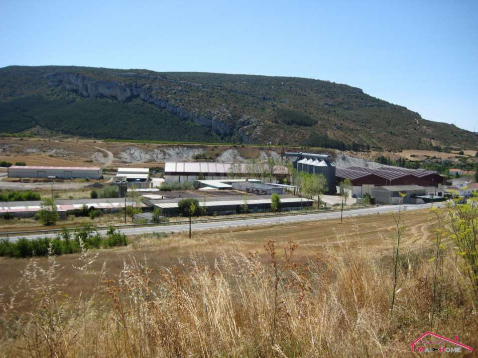 TERRENO INDUSTRIAL EN LUMBIER - foto 3