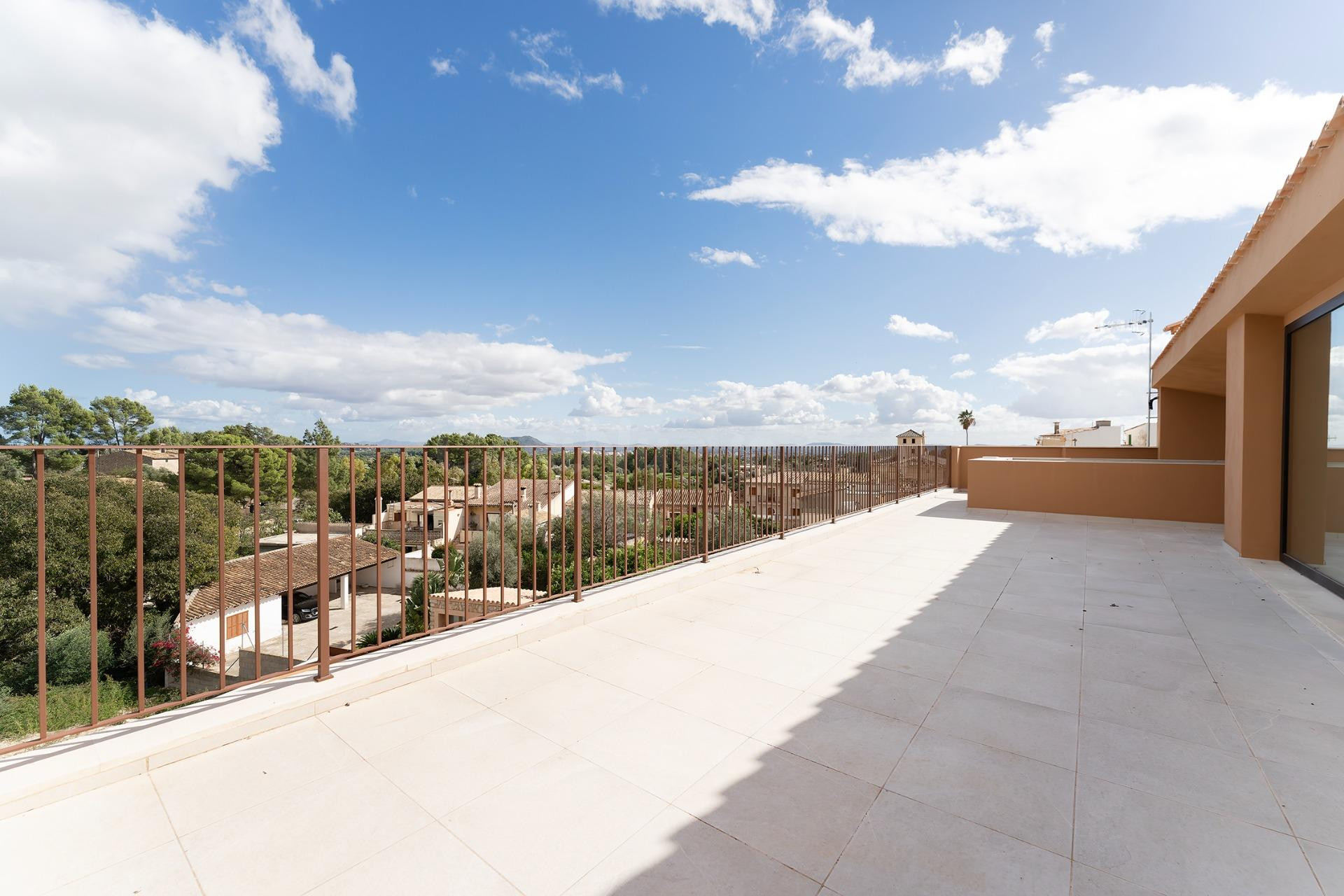 Atico Duplex en Selva - foto 3