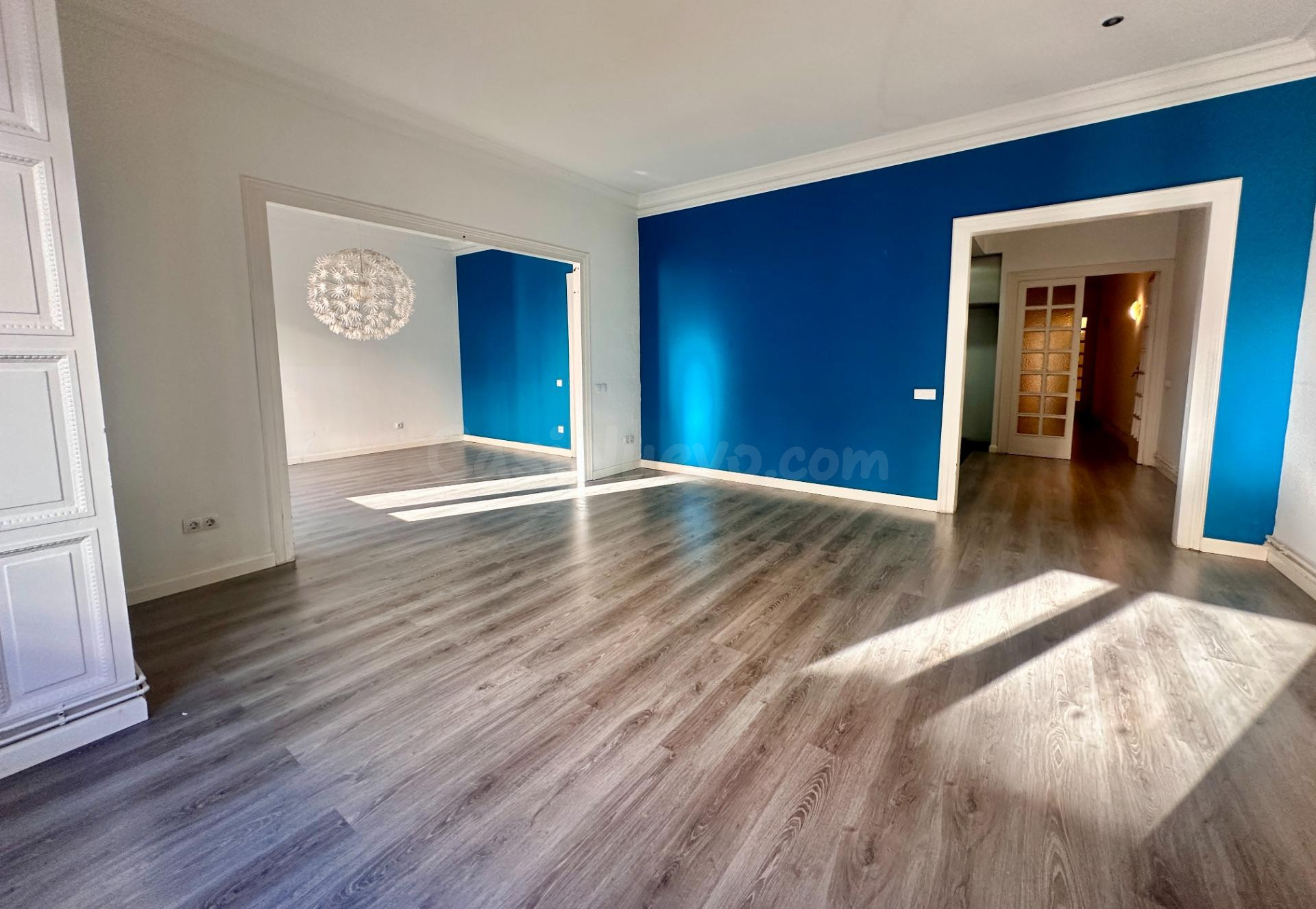 Piso Señorial en Balmes con  Doble Orientación