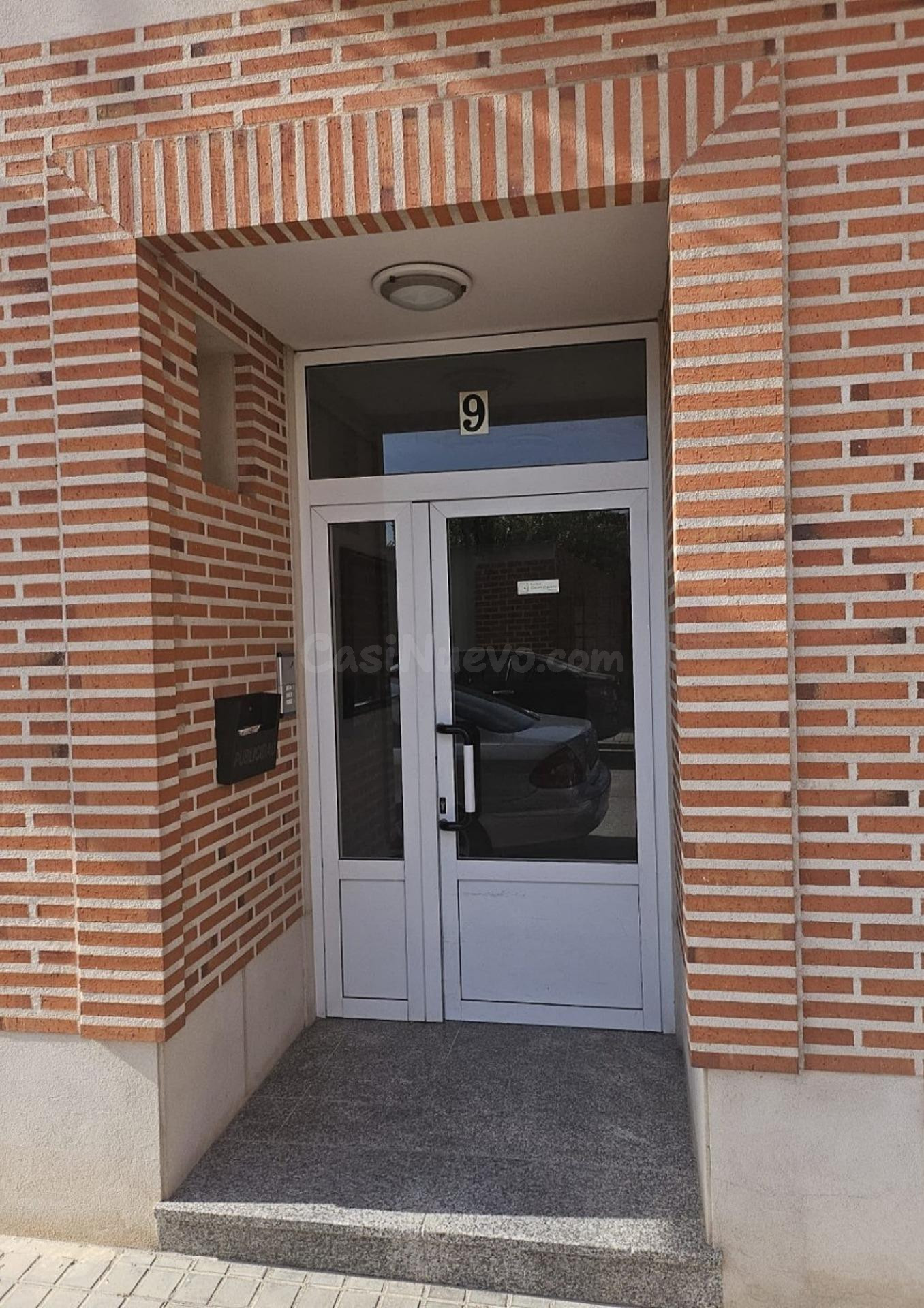 MONCASA VENDE PISO EN PEDRAJAS DE SAN ESTEBAN - foto 2