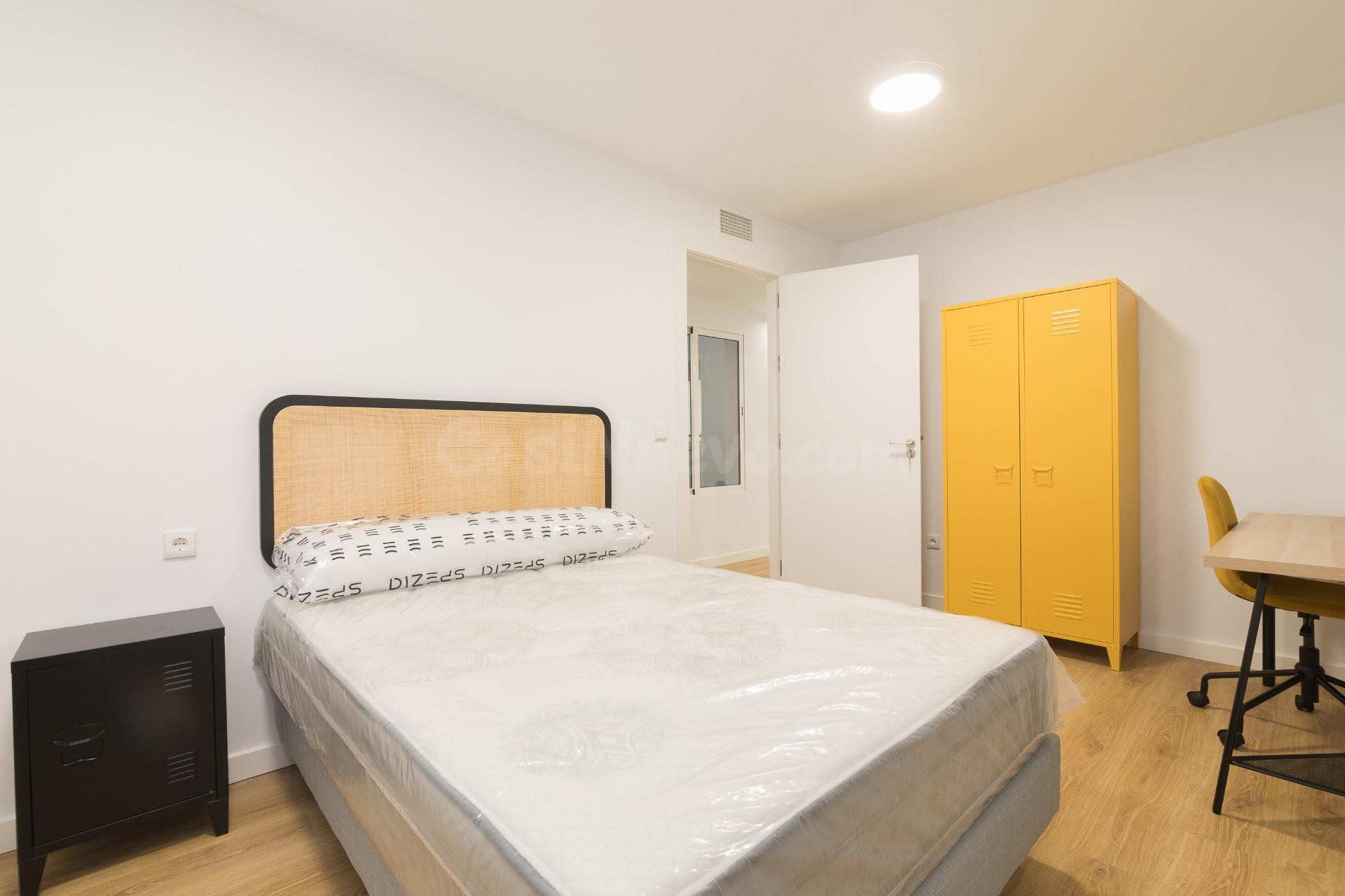 Habitación nº3 de alquiler en vivienda reformada en pleno centro de Elche