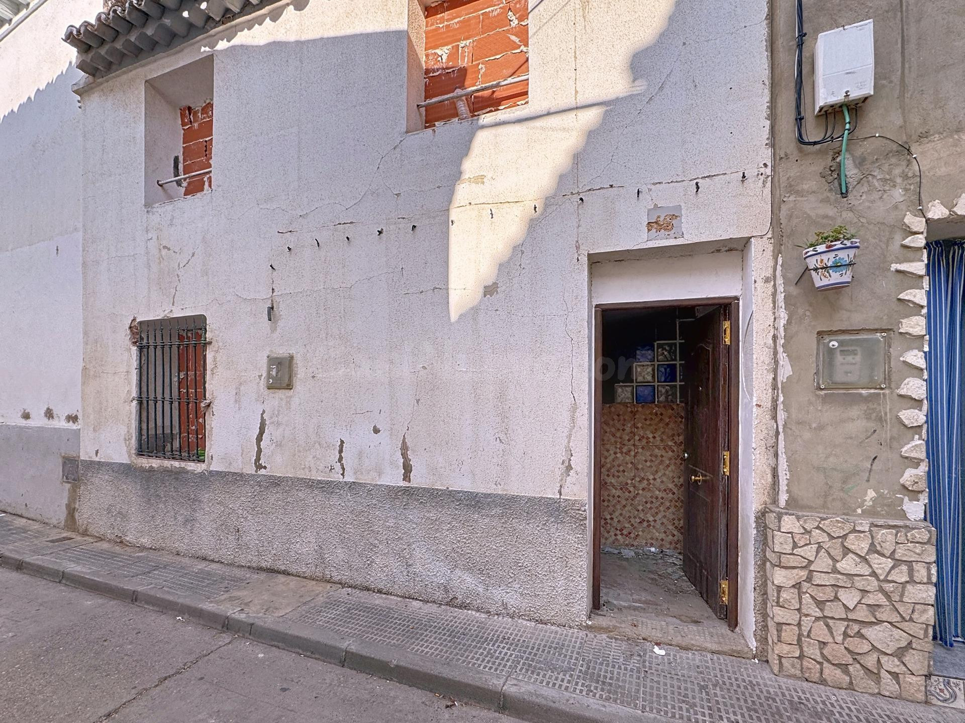 Casa de pueblo en Lumpiaque para rehabilitar - foto 2