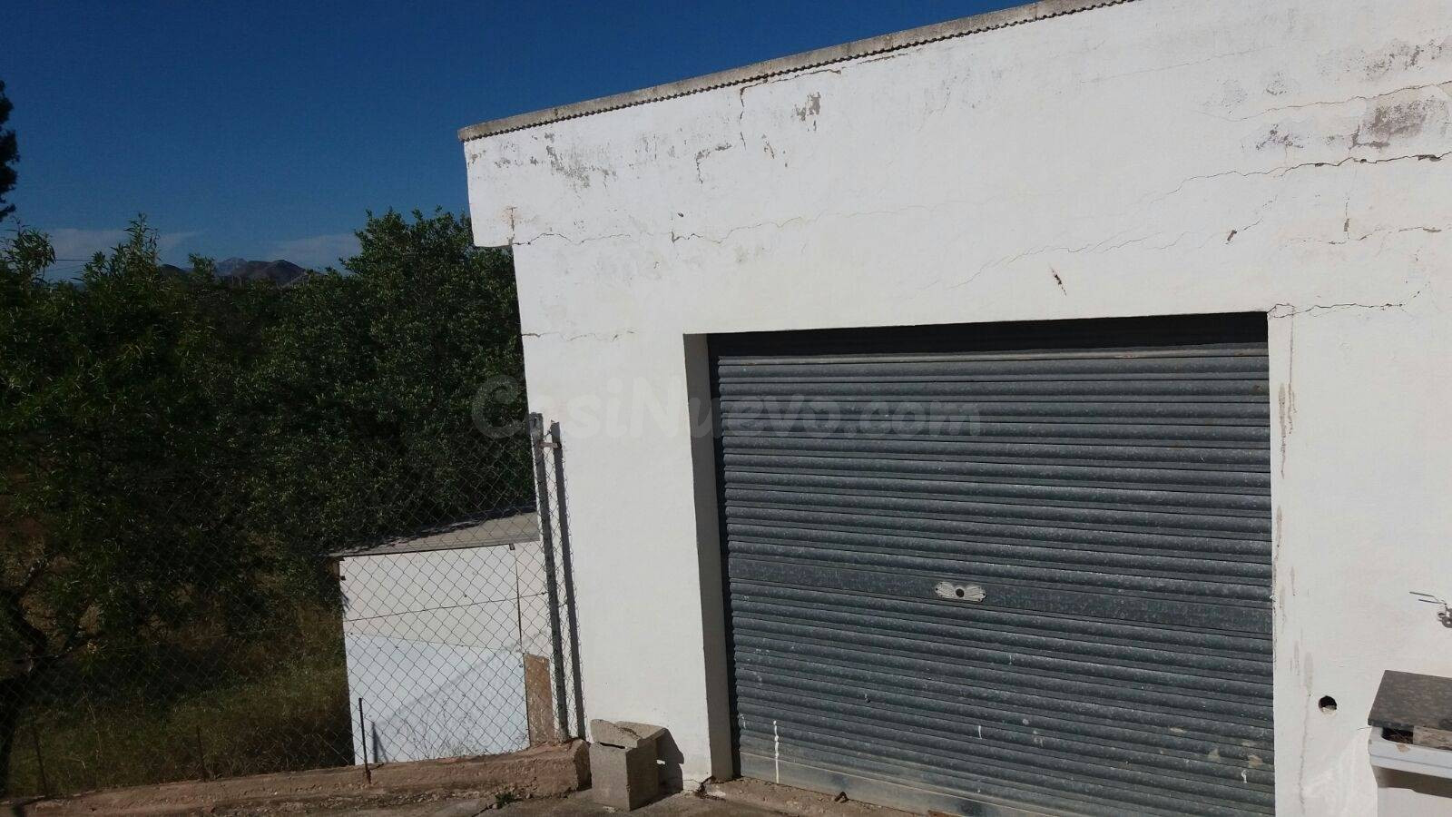 Oportunidad: Terreno Rústico de 1.122 m2 con Garaje en Santa - foto 3