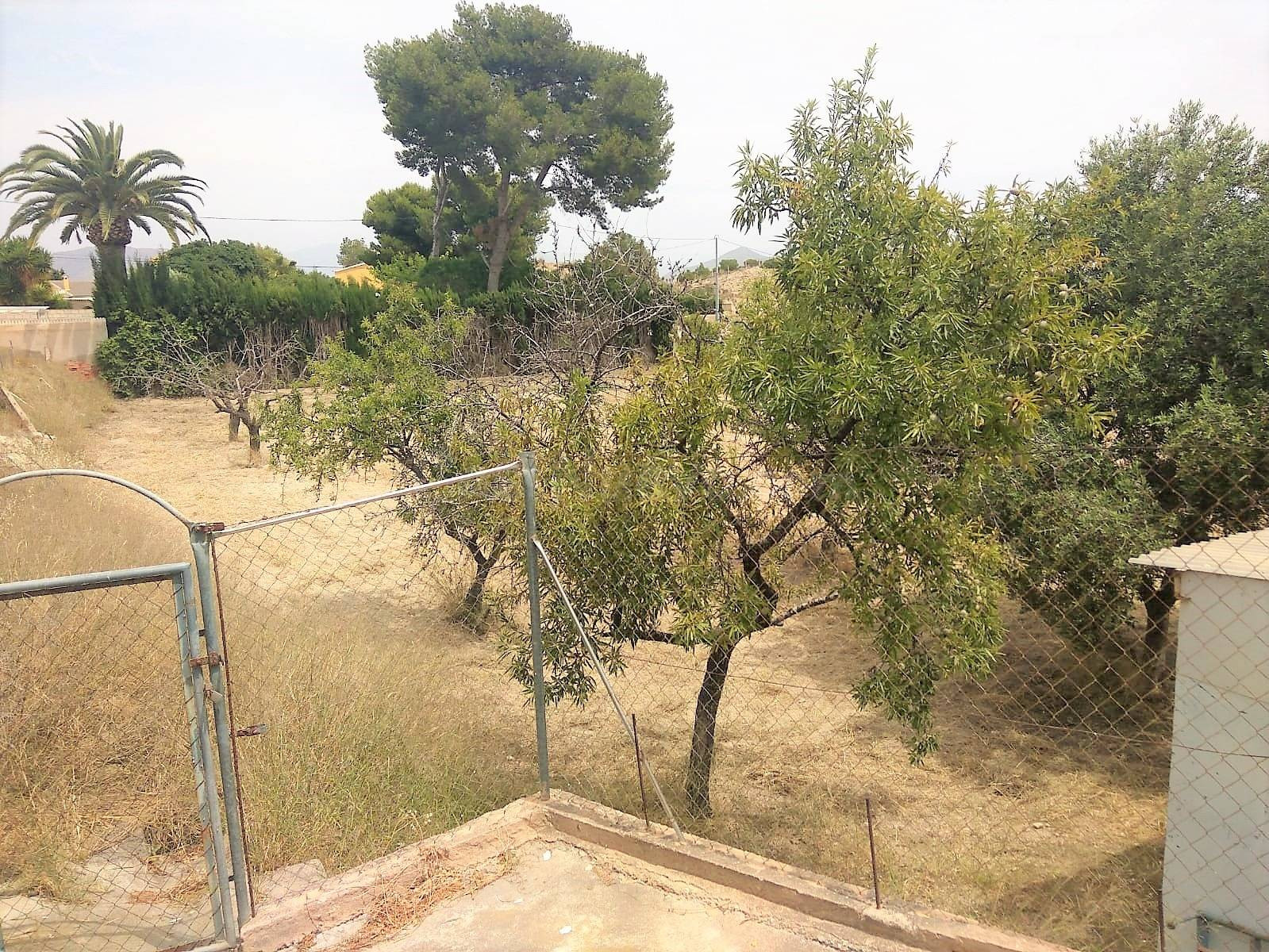 Oportunidad: Terreno Rústico de 1.122 m2 con Garaje en Santa - foto 5