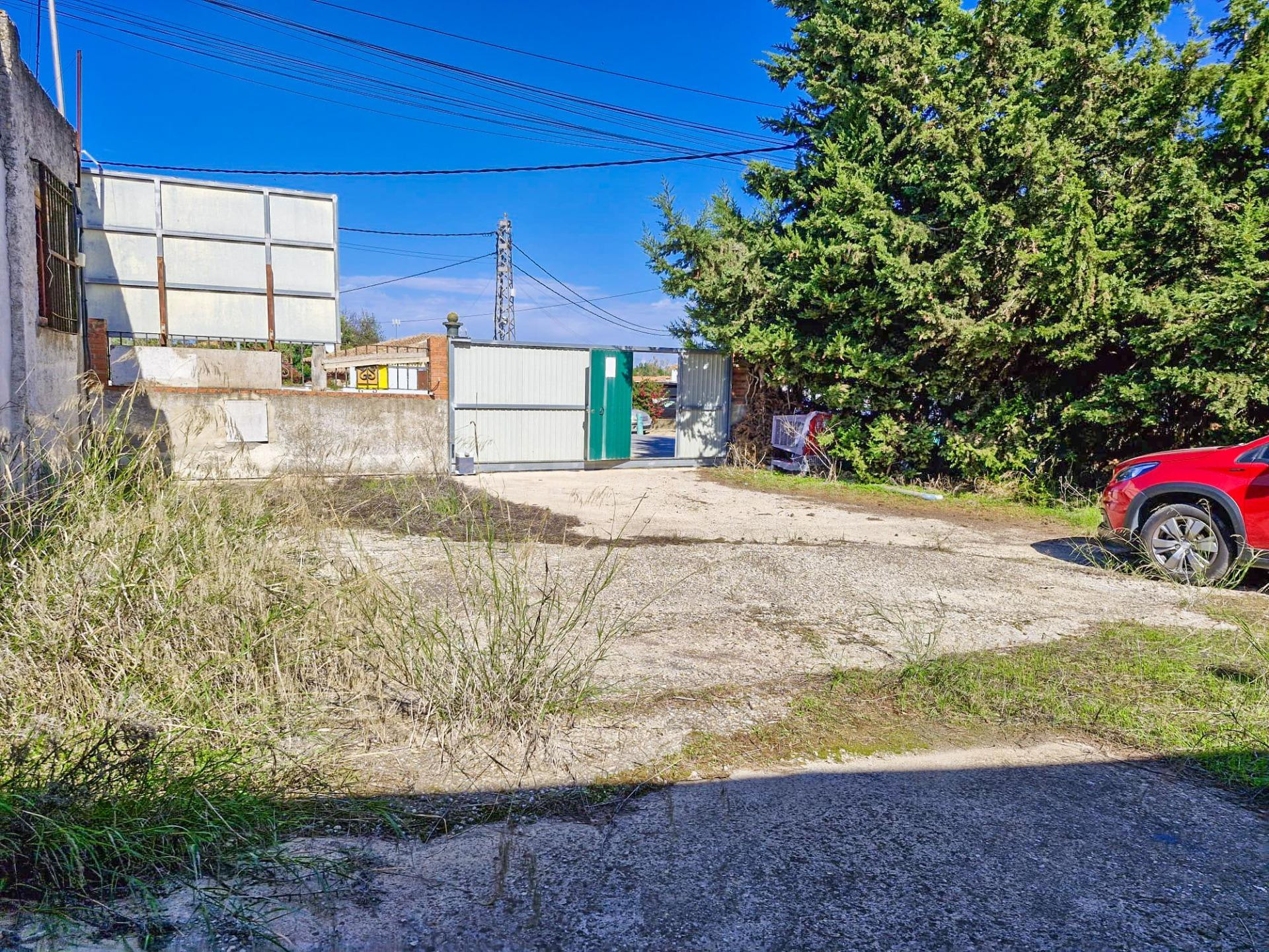 SE VENDE ESPECTACULAR PARCELA CON NAVE REGISTRADA ,  SEGREGA - foto 5