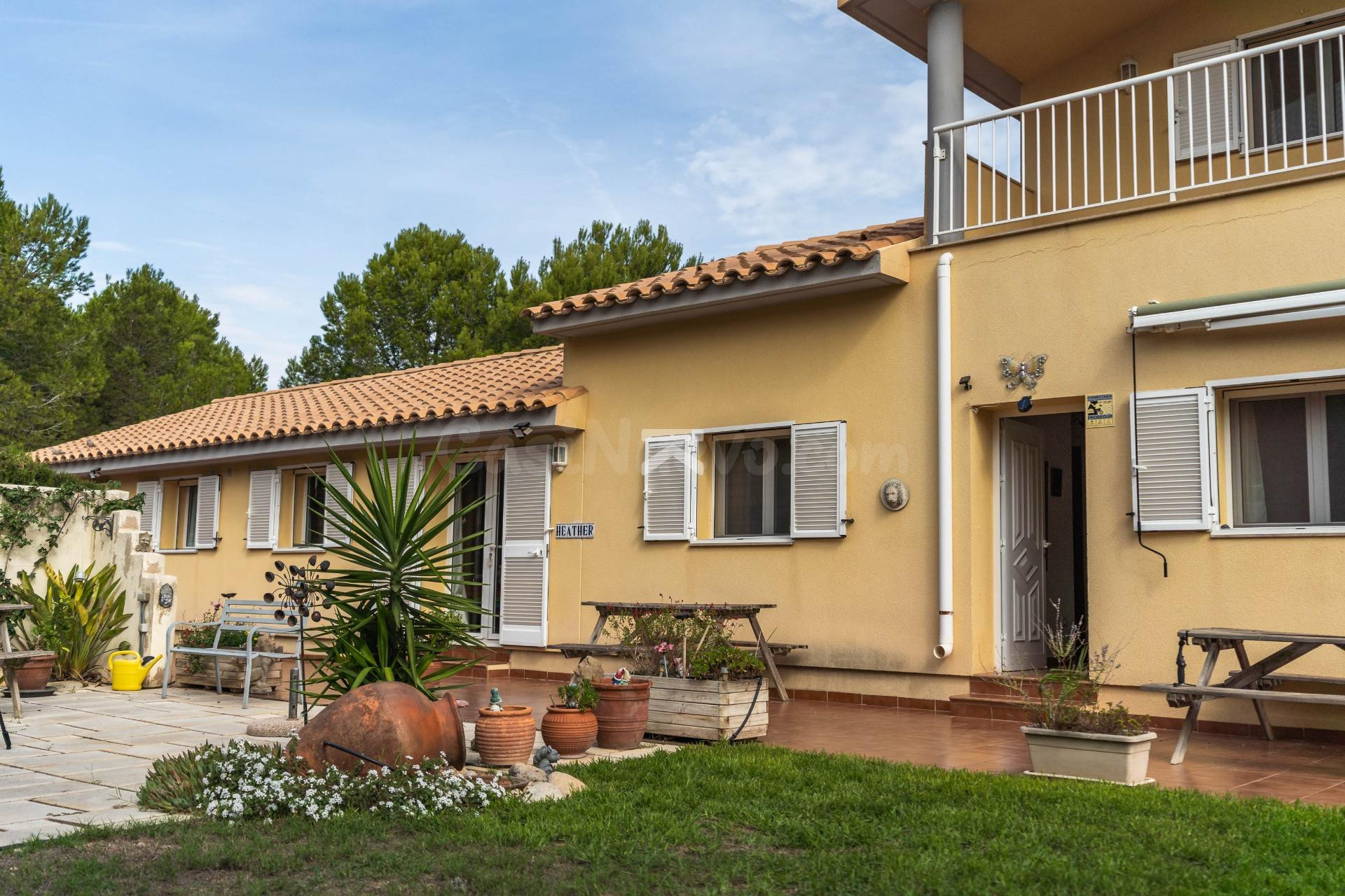 Villa mediterránea con encanto y gran potencial de revaloriz - foto 4