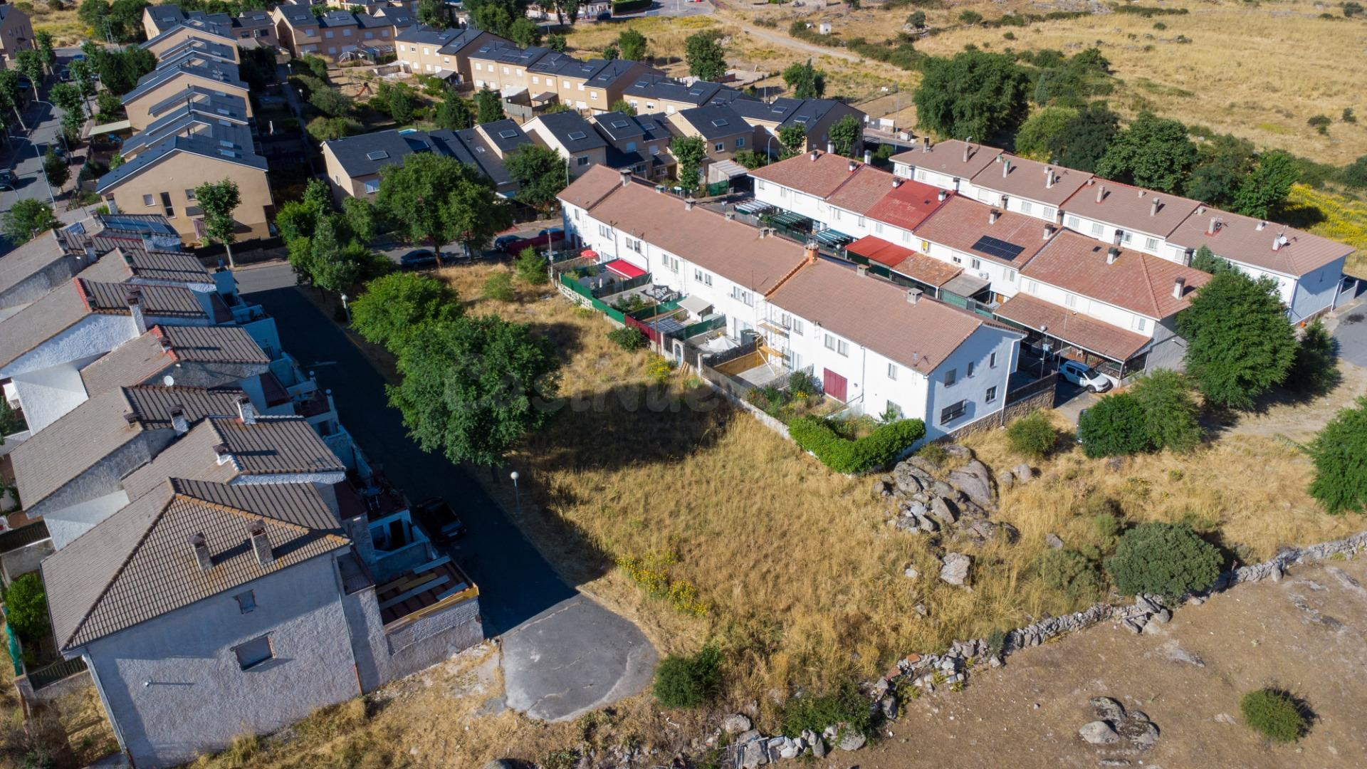 Parcela urbana en Los Ángeles de San Rafael - foto 2