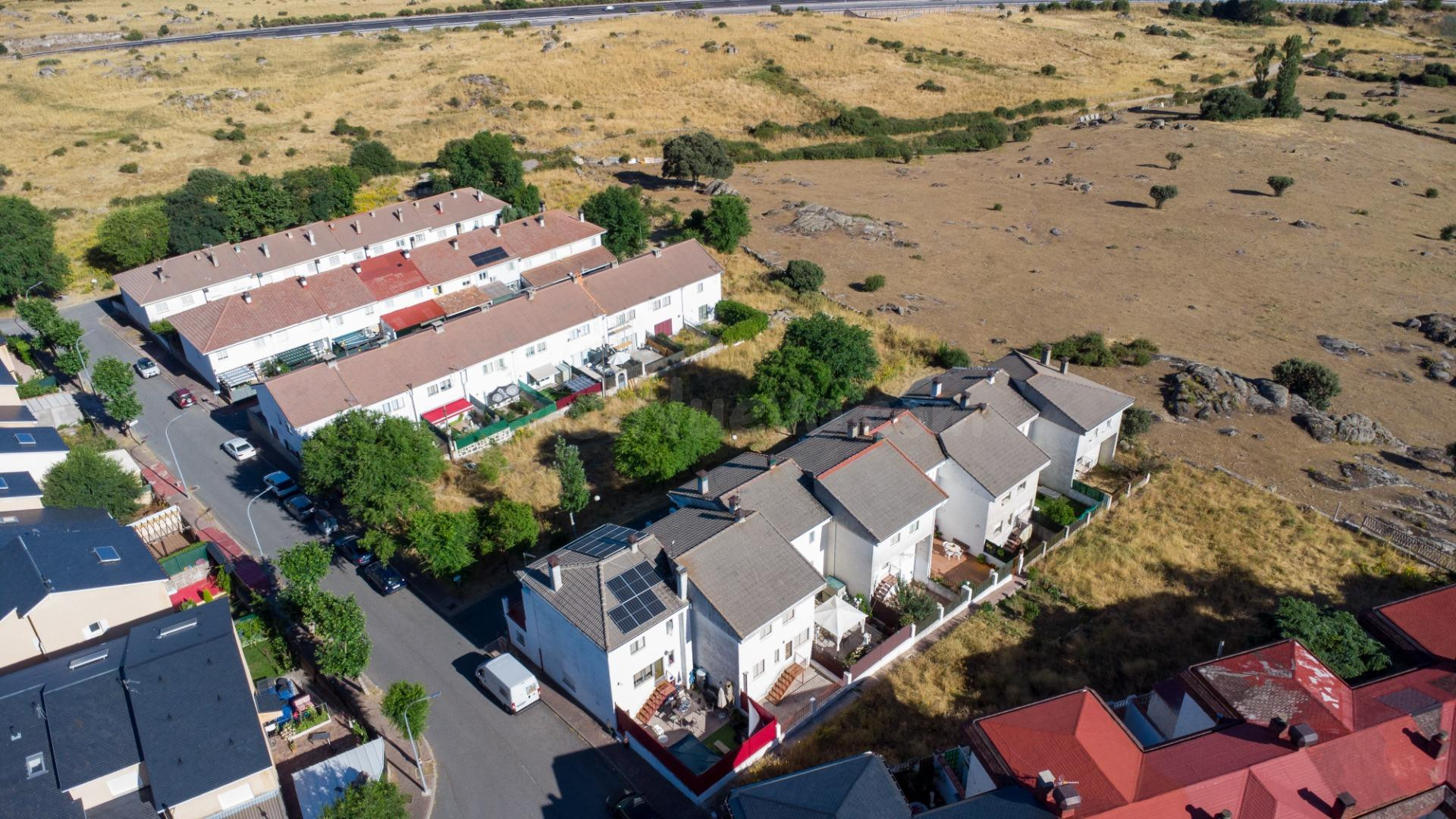 Parcela urbana en Los Ángeles de San Rafael - foto 4