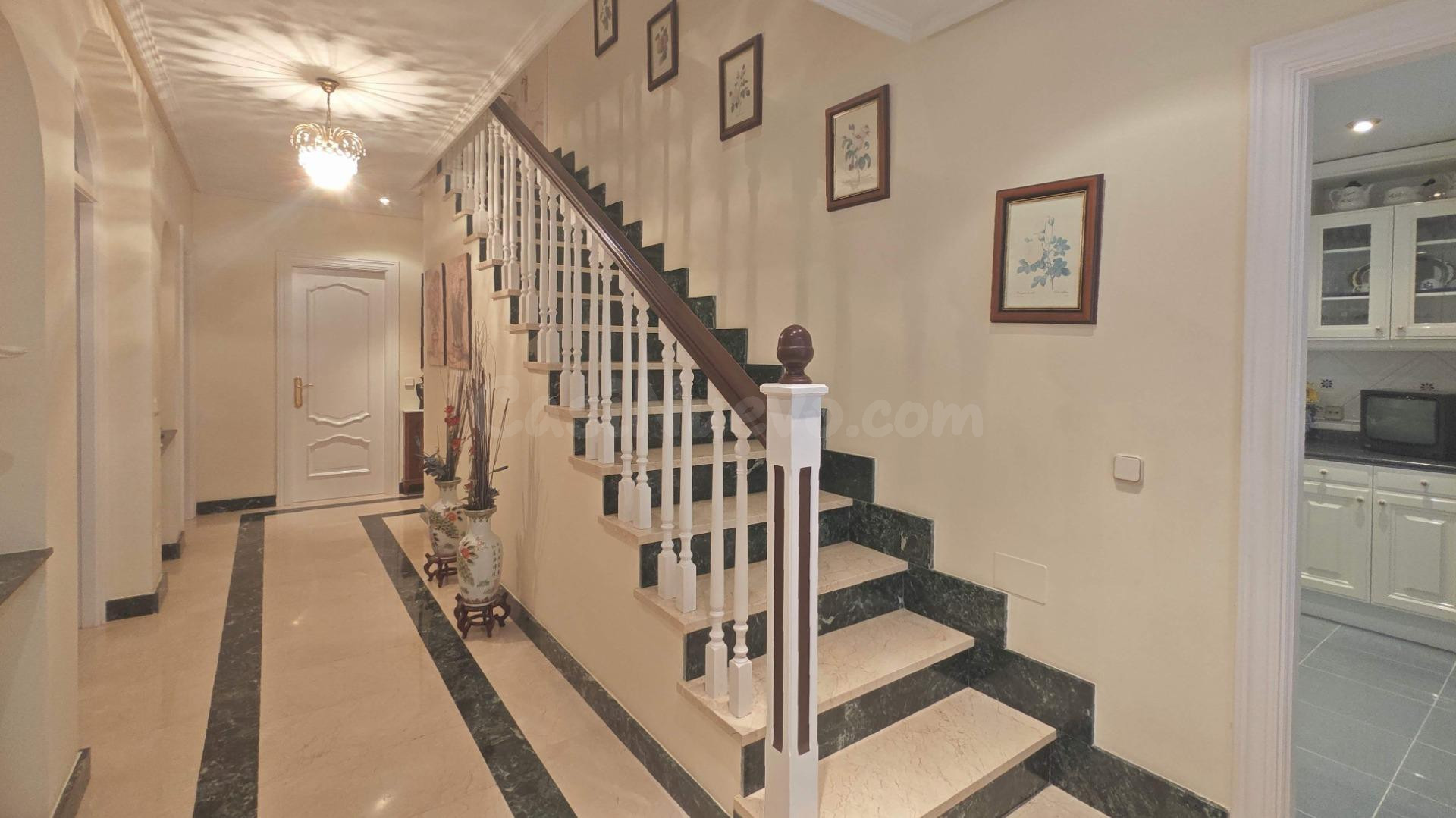 Preciosa casa de capricho en Guadarrama - foto 5
