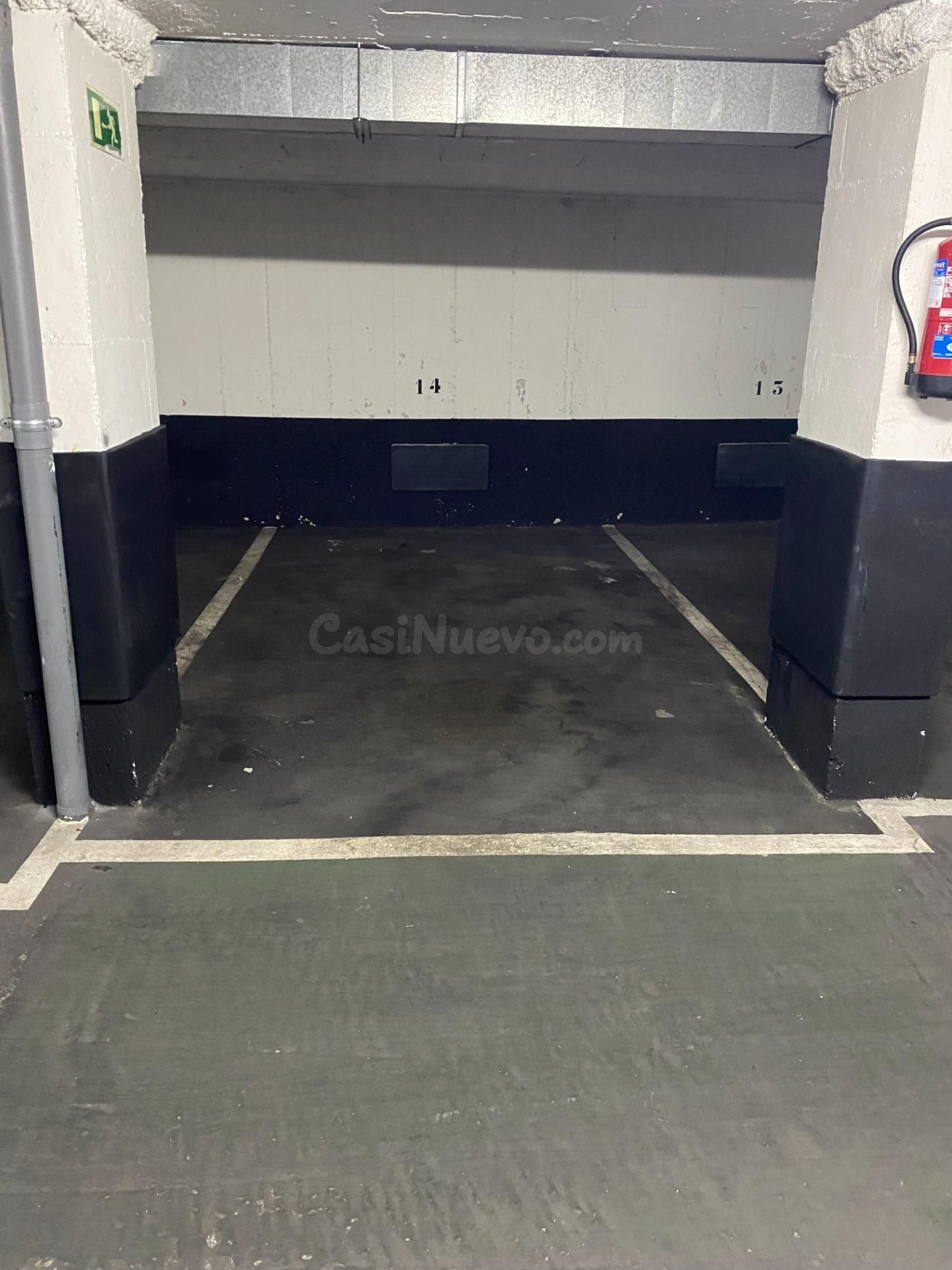 Plaza de garaje para coche pequeño - foto 4