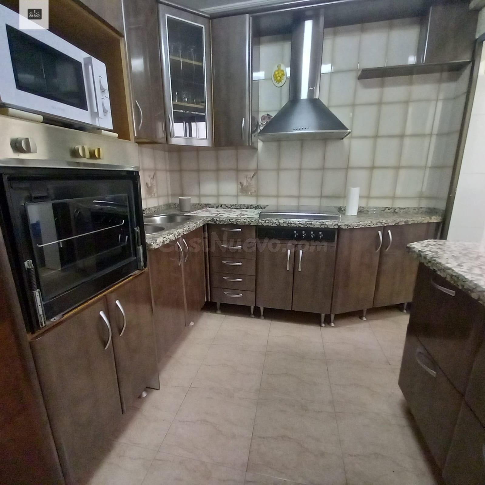 SE ALQUILA PISO PARA ESTUDIANTES EN AVENIDA BARCELONA PARA ENTRAR DESDE YA