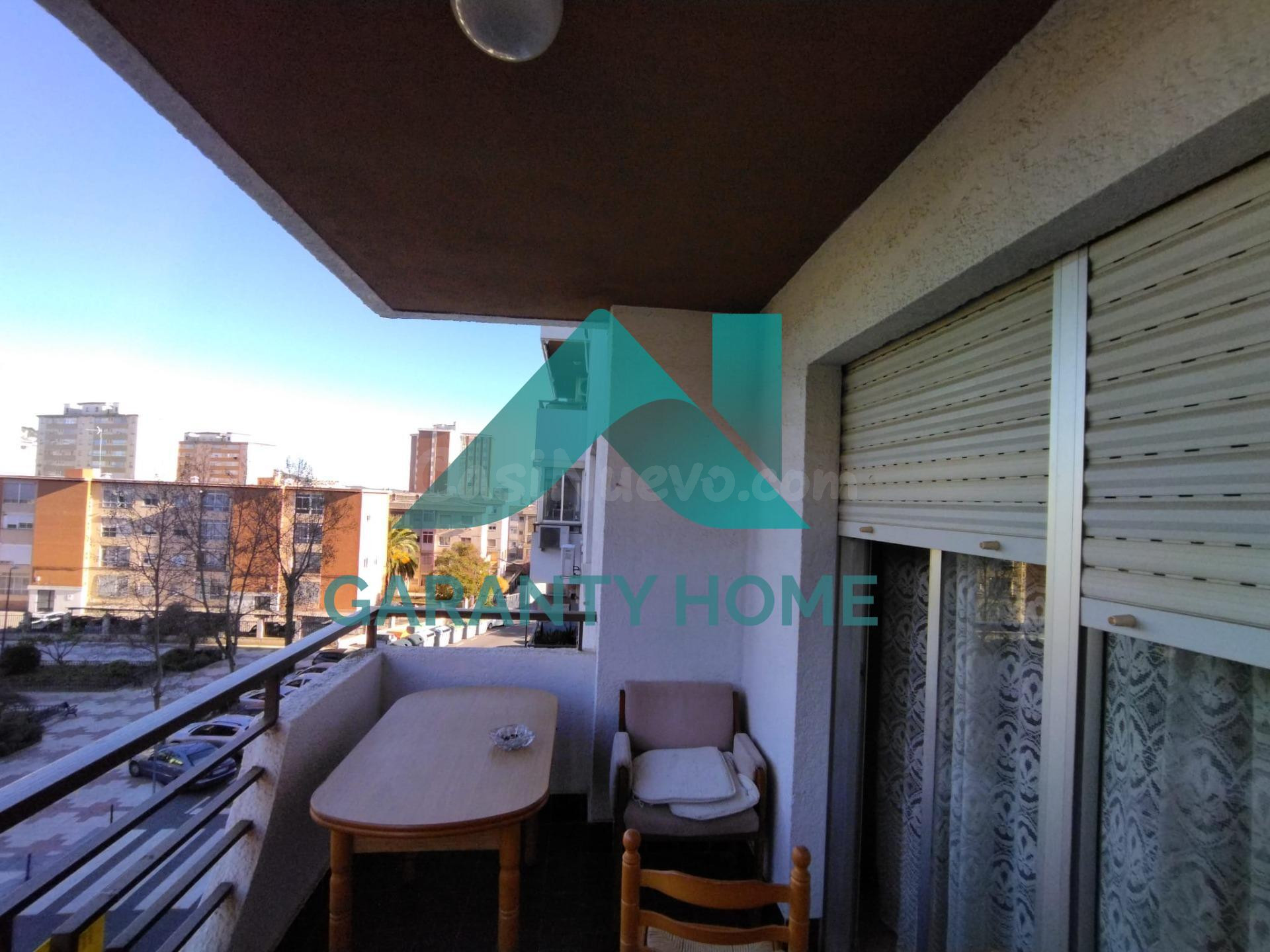 ¡AMPLIO PISO EN VENTA EN ANTONIO HURTADO, CÁCERES!