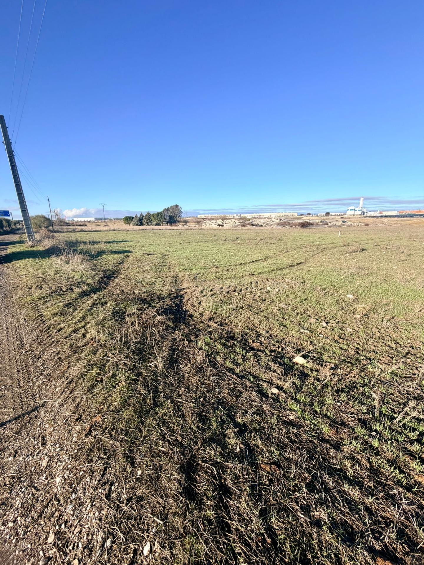 Terreno rural en venta - Torija - foto 2