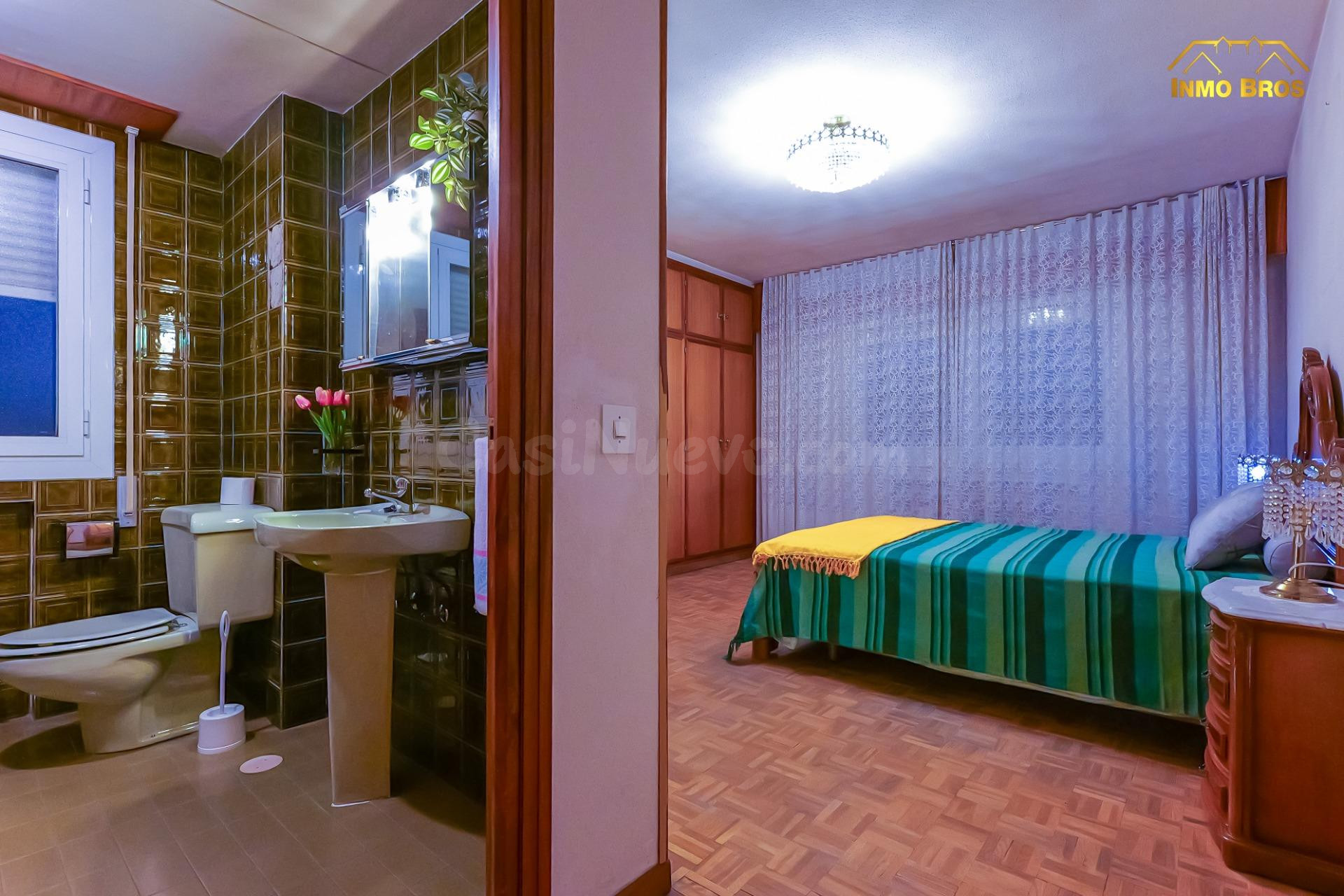 PISO EXCLUSIVO CON  TERRAZA EN CALLE AMPARO - foto 2