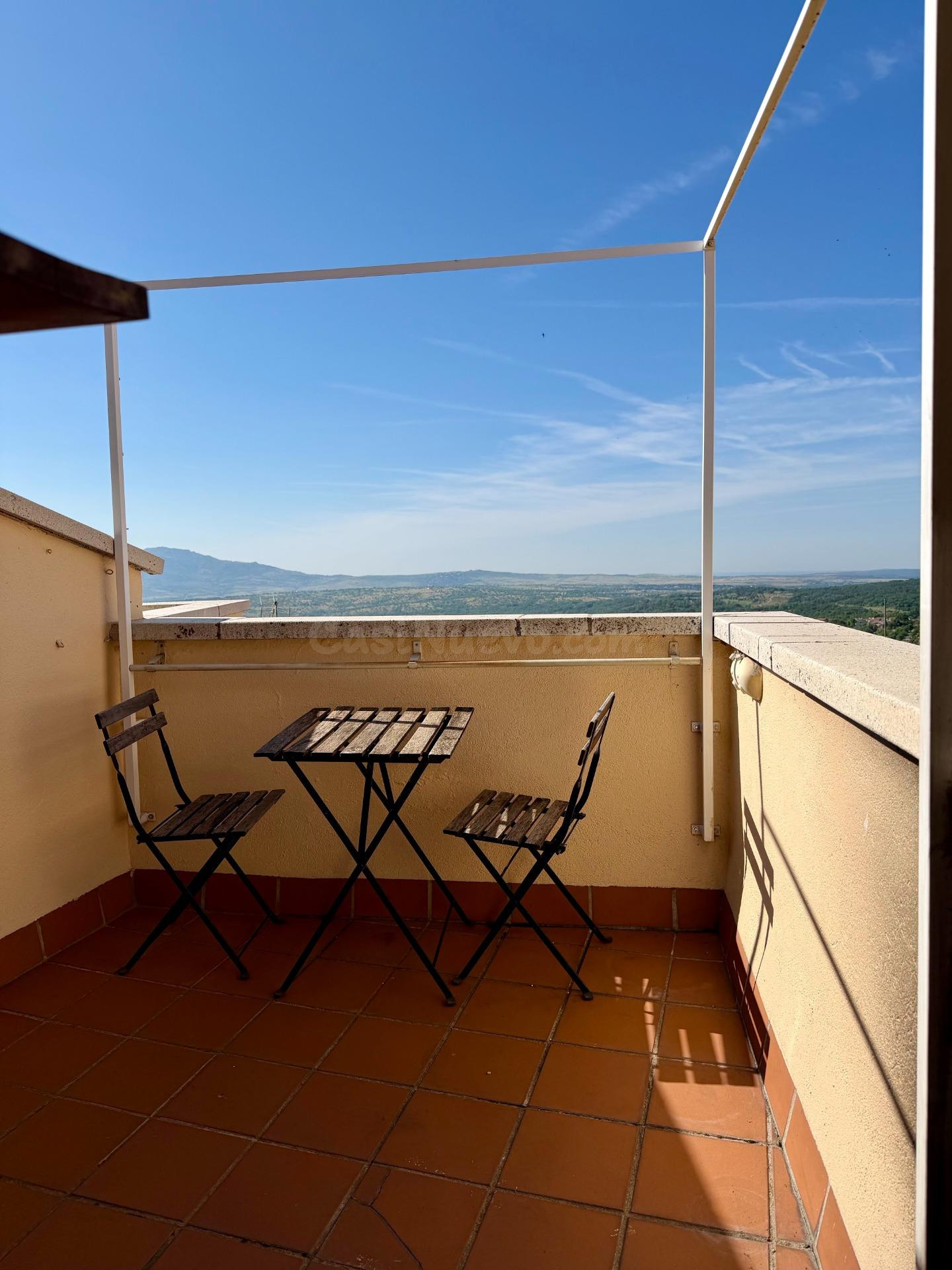 Ático con Terraza y Vistas Espectaculares en Miraflores de l - foto 5