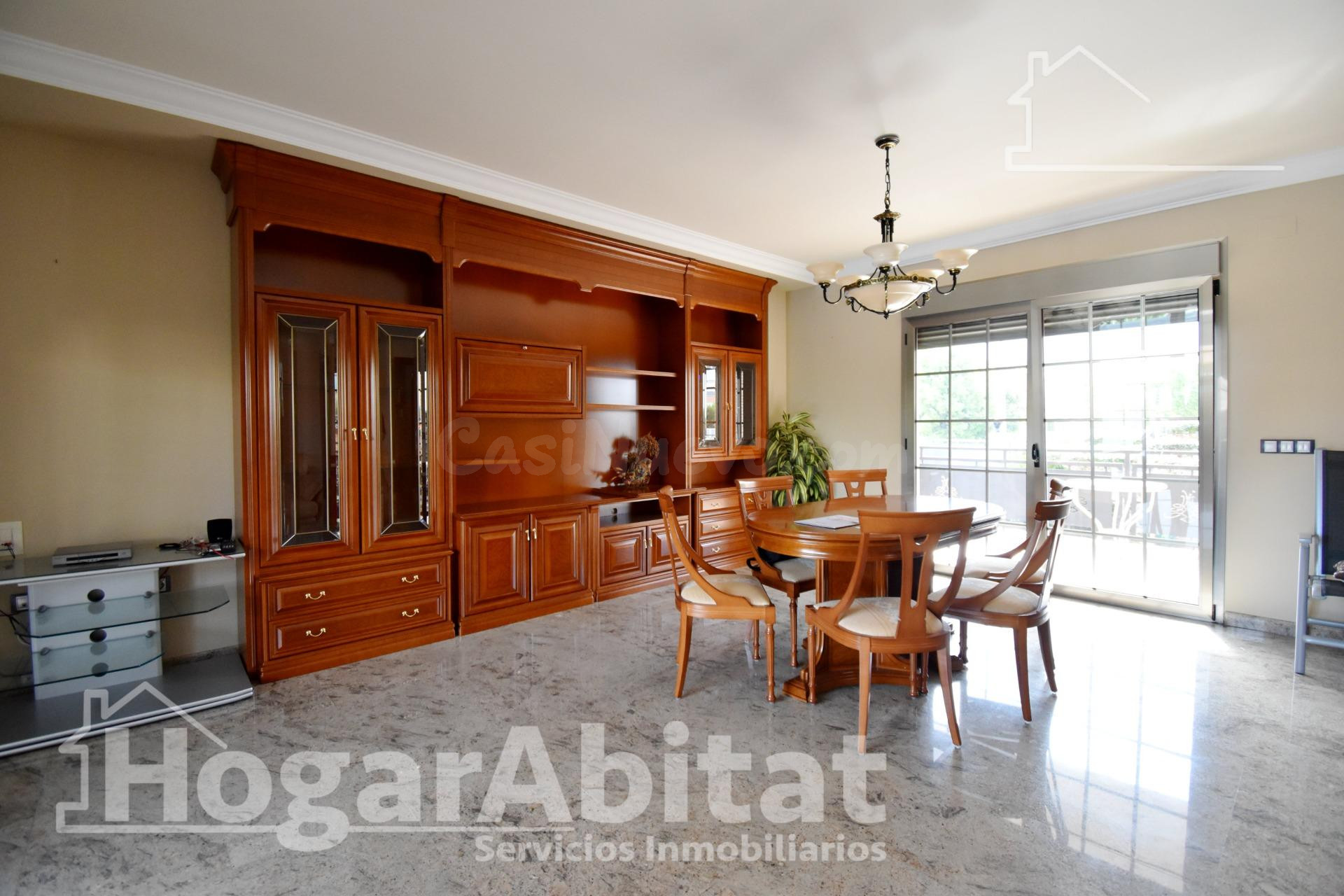 ESPECTACULAR CHALET CON PISCINA, GARAJE, TERRAZA Y ASCENSOR - foto 5