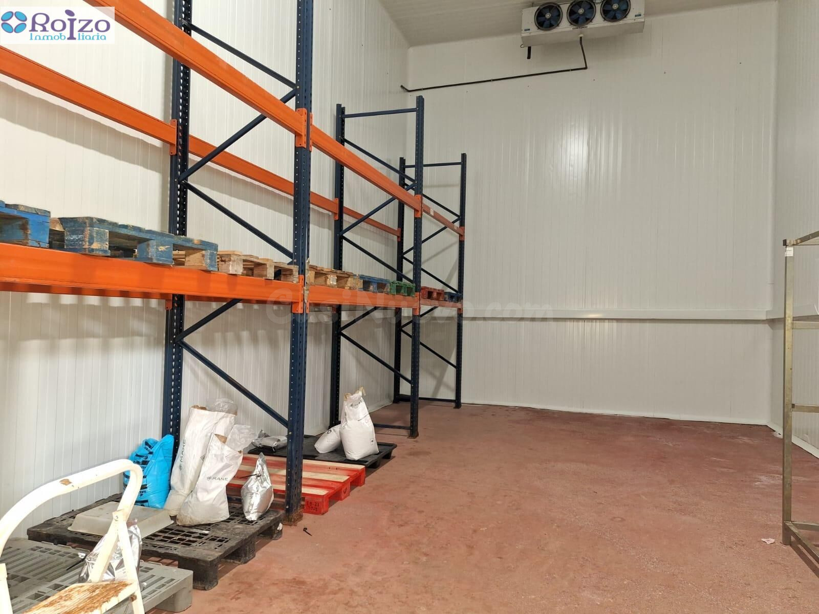 Nave industrial 633m² en venta - Plaza de toros - foto 5