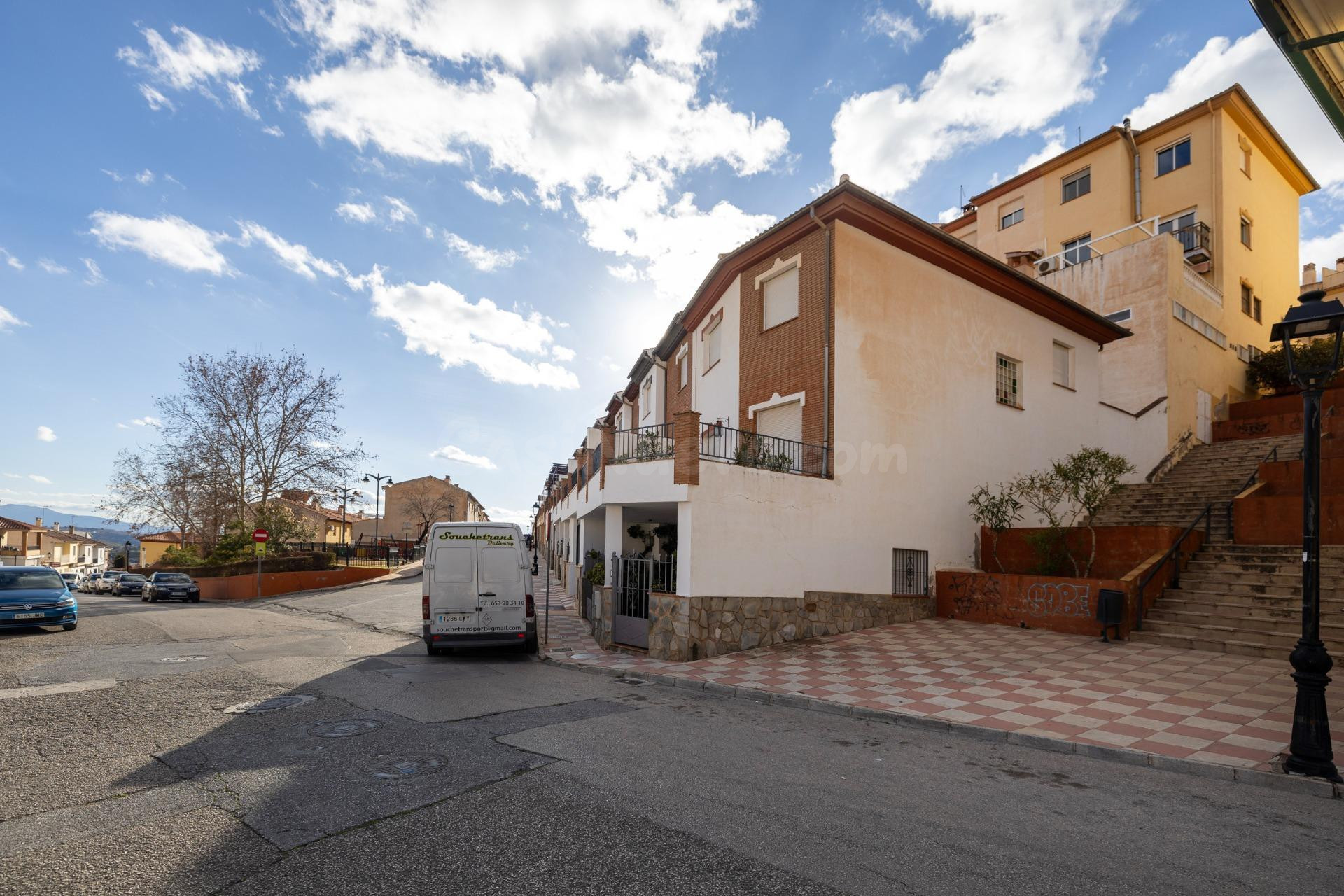 Casa/Chalet en venta en Alfacar. ESPECIAL PARA PANADEROS (Sótano equipado como Obrador)