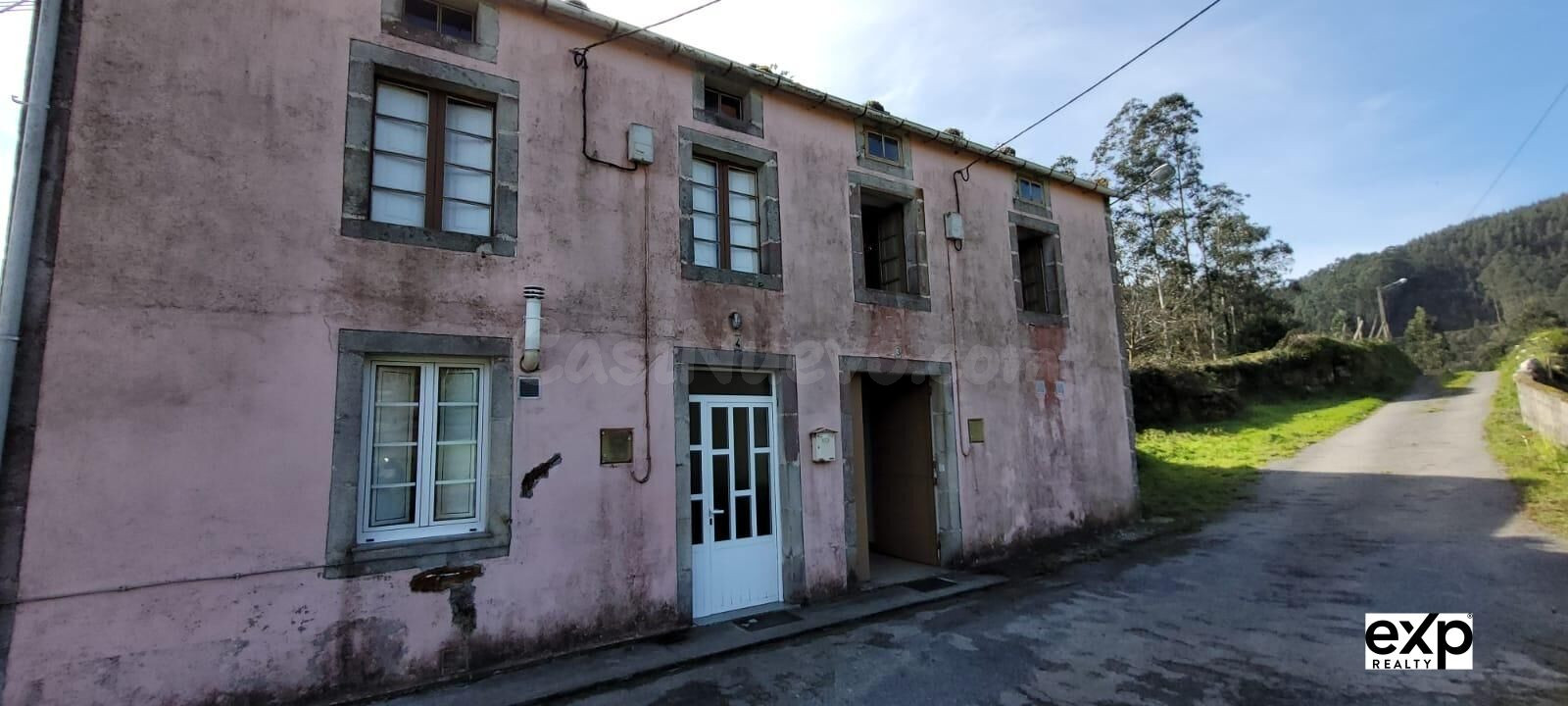 Casa adosada de aldea - foto 2