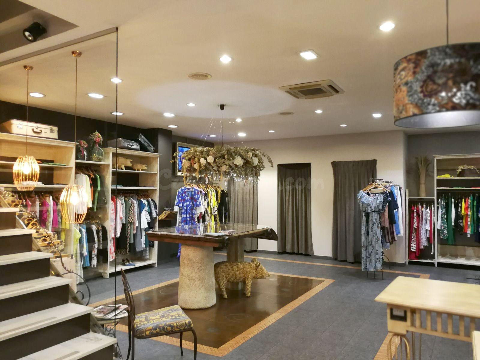 Local comercial exclusivo: 863 m2 y mil posibilidades para crear un proyecto a medida.
