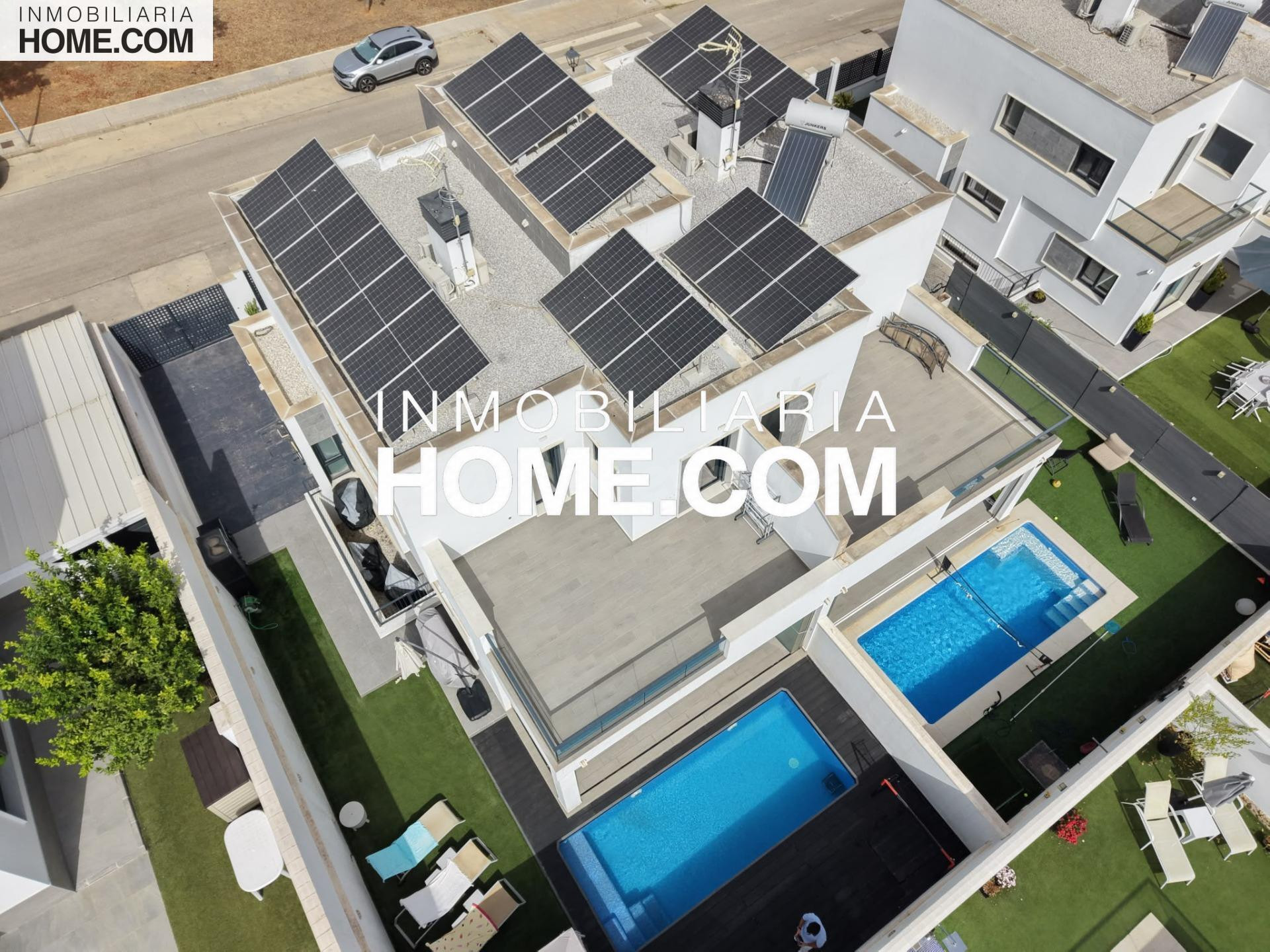 EXCLUSIVA VIVIENDA PAREADA DE DISEÑO EN SANTA CLARA | 270 m2 CONSTRUIDOS | PARCELA DE 250 m2 | PISCINA PRIVADA | SEMISÓTANO | CONSTRUCCIÓN 2019