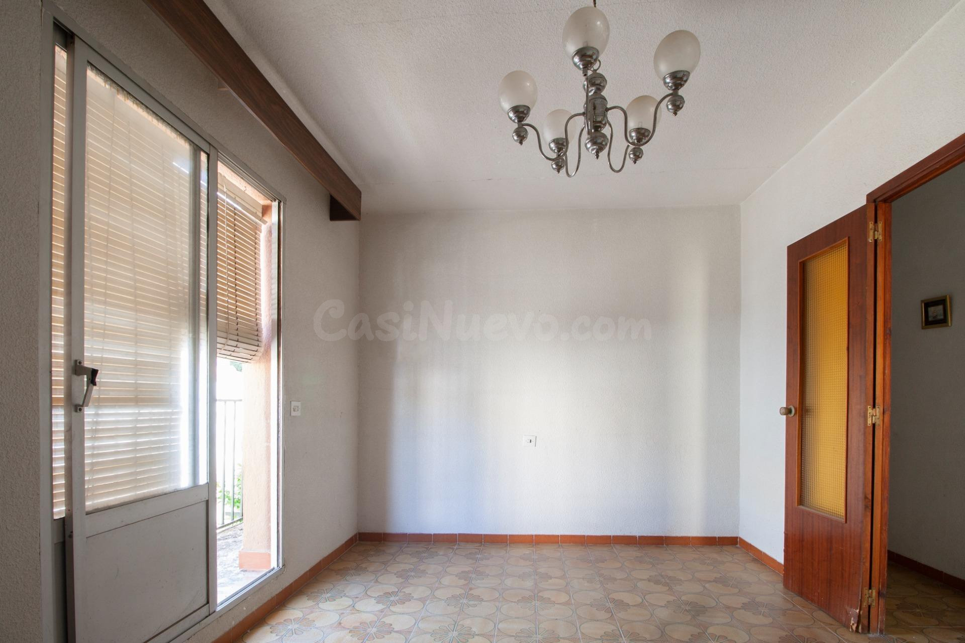 Casa de 4 habitaciones en Agrupación de Mogón - foto 2