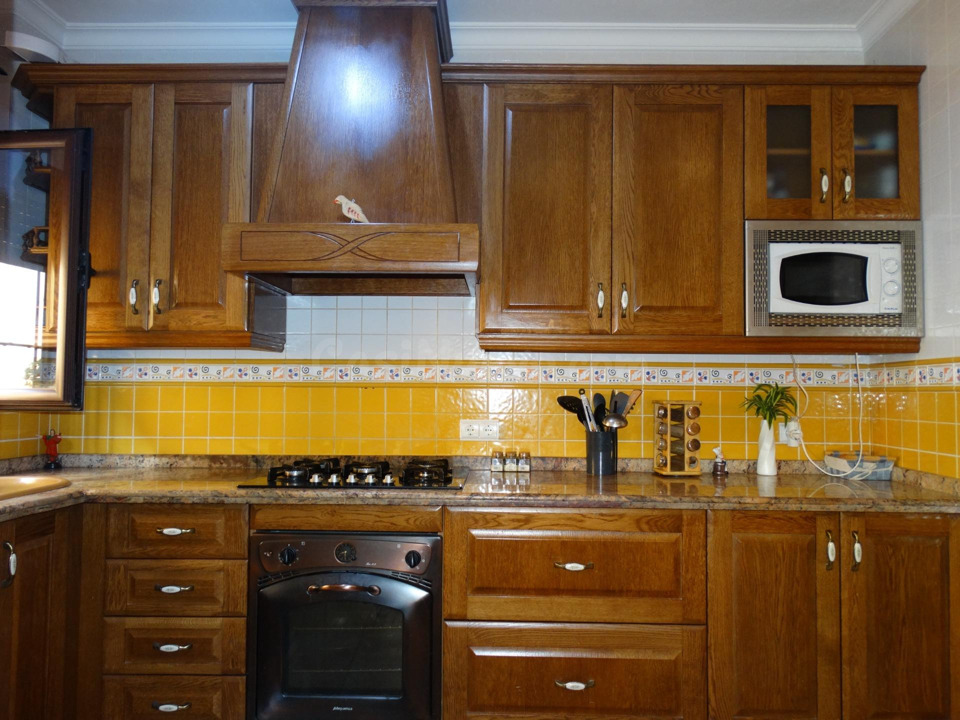 CASA DE ESQUINA EN VENTA EN LA POBLACIÓN DE VILLANUEVA DEL R - foto 2