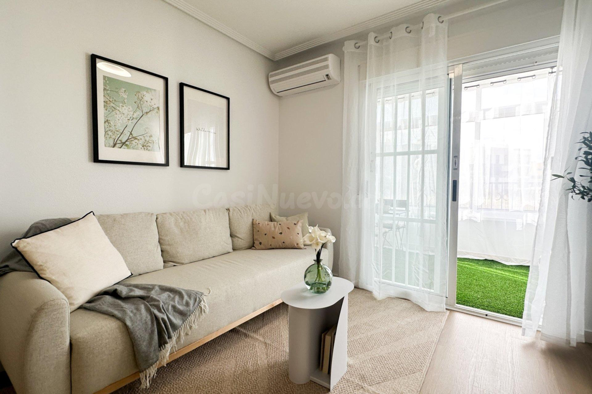 GRAN APARTAMENTO  EN PLANTA BAJA EN ORIHUELA COSTA: 2 HAB, 1 BAÑO