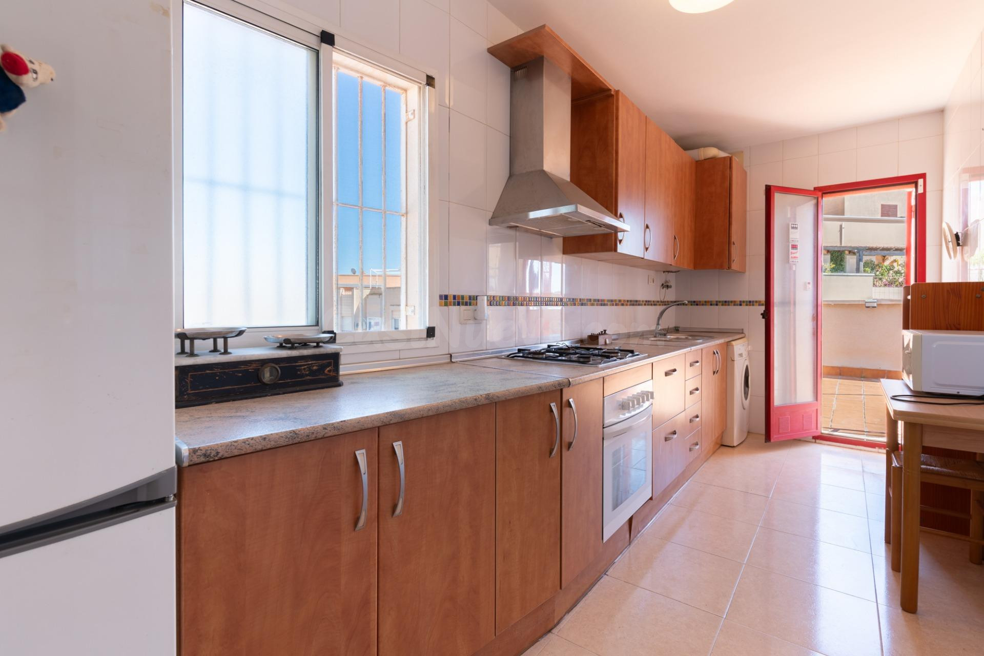 Espectacular Ático en el Corazón de Roquetas de Mar por €143 - foto 3