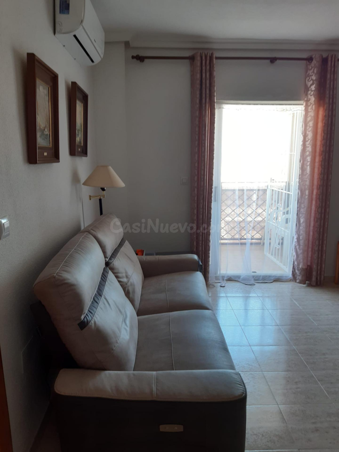 GRAN CHALET ADOSADO EN TORREVIEJA: 3 HAB, 2 BAÑOS
