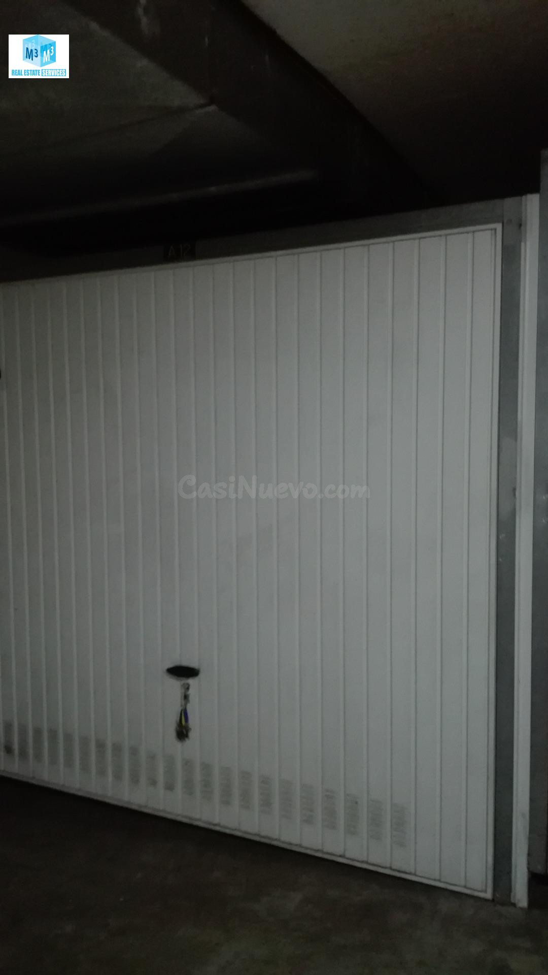 OPORTUNIDAD. Venta de parcela de garaje cerrada con trastero - foto 4