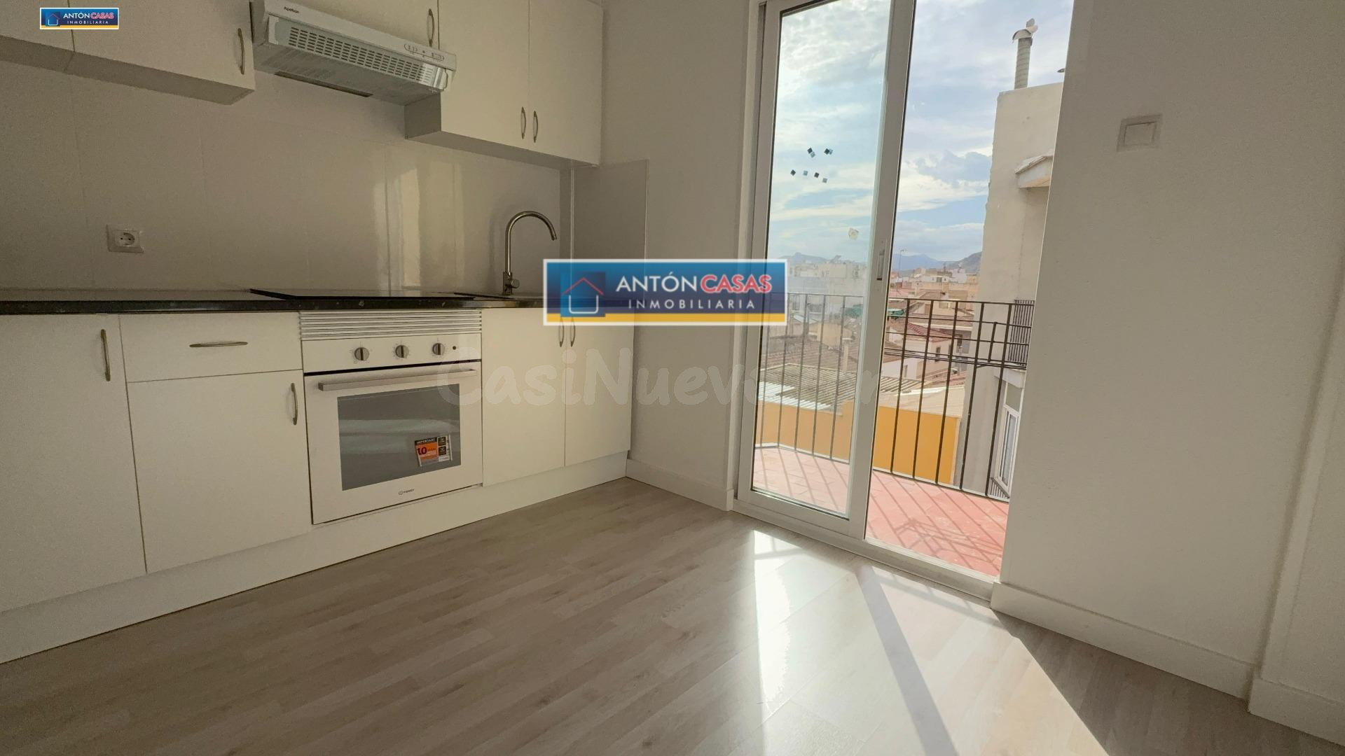 PISO RECIÉN REFORMADO DE 3 habitaciones EN LA COCA – ASPE - foto 2